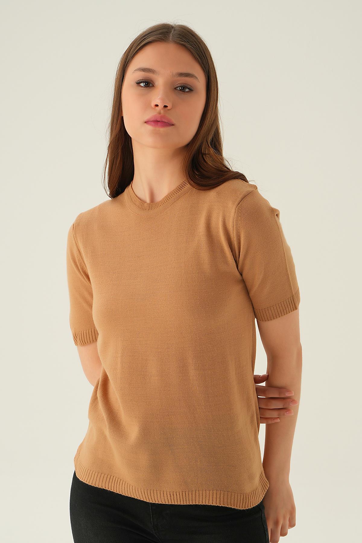 1444 Bisiklet Yaka Tişört Camel - 3