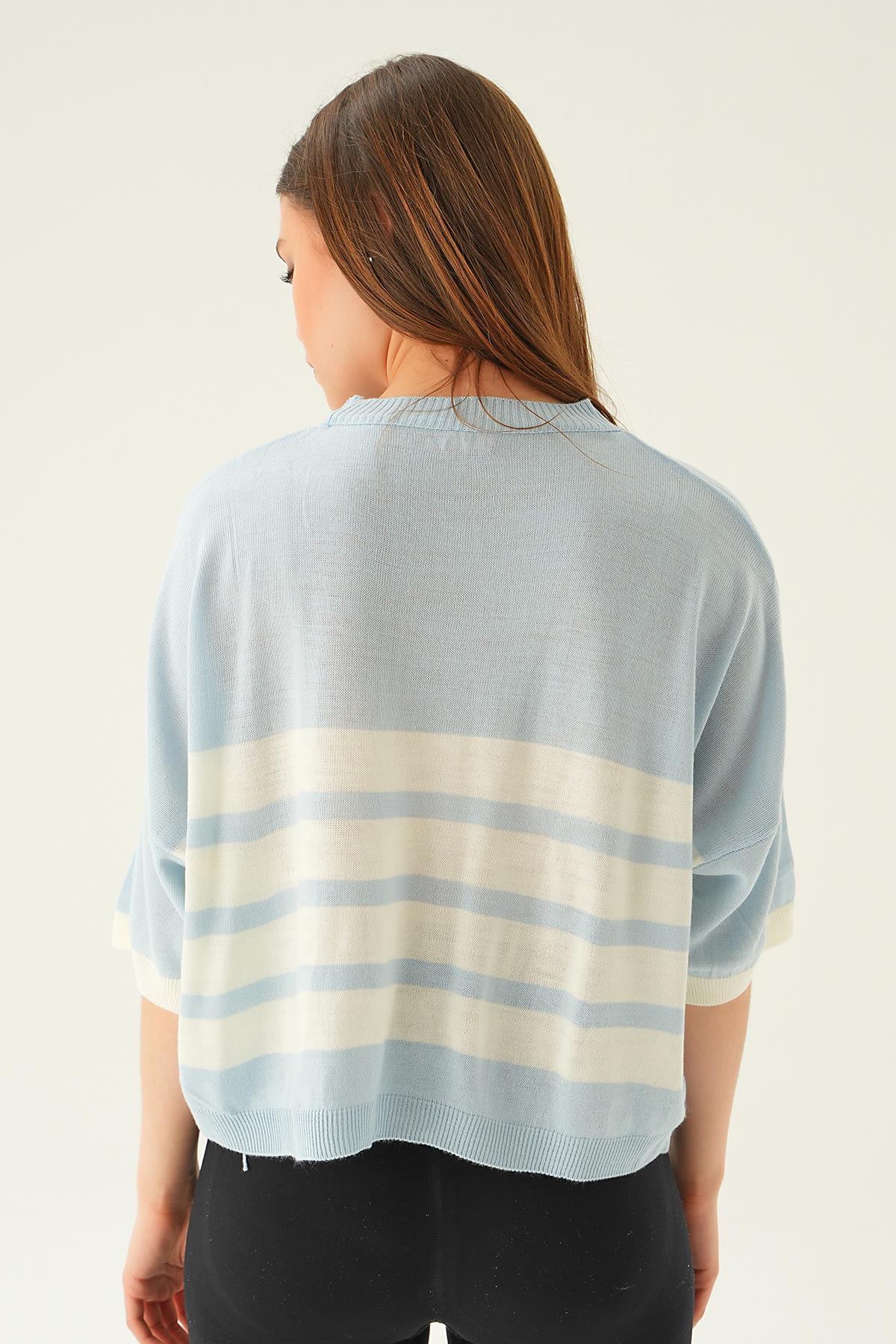 1454 Çizgi Detay Oversize Tişört Bebe Mavi - 5