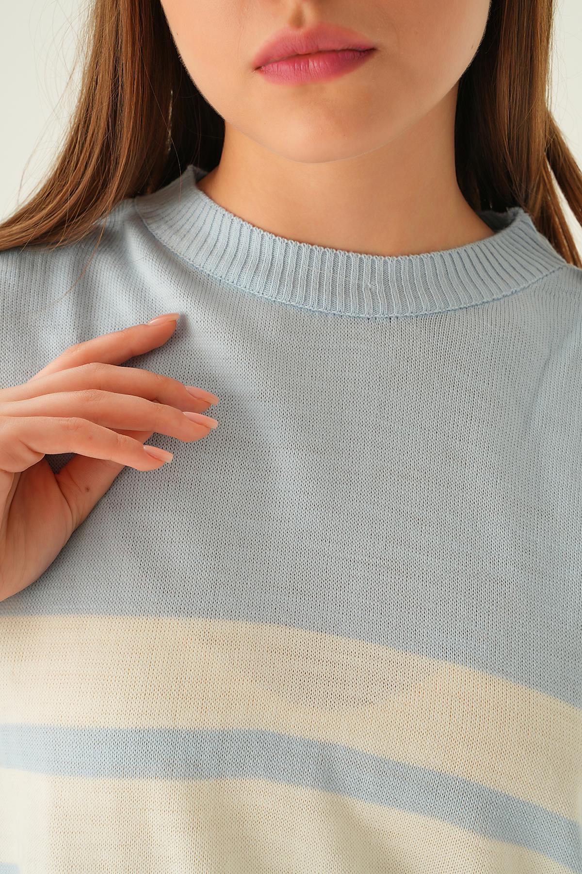 1454 Çizgi Detay Oversize Tişört Bebe Mavi - 6