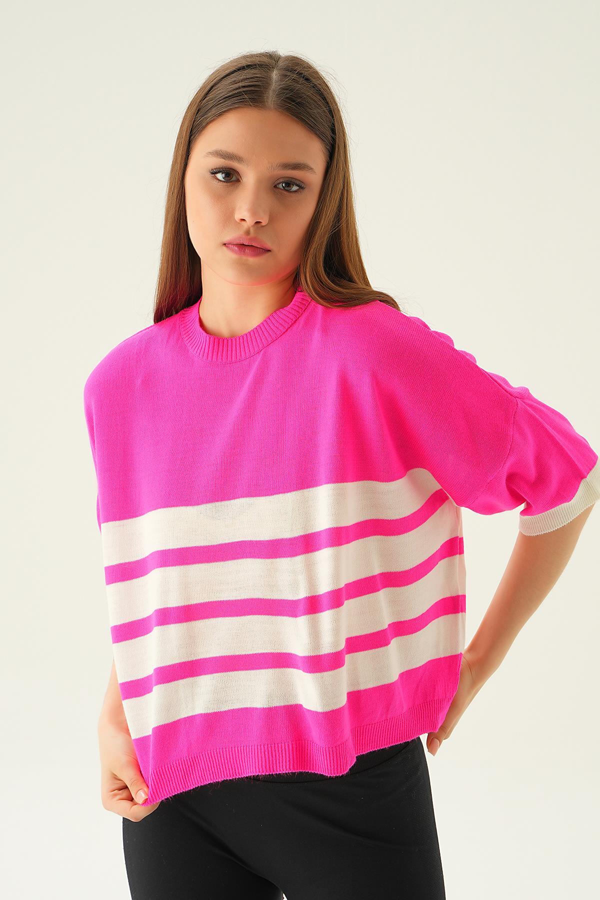 Fuşya Çizgi Detay Oversize Tişört 1454 - 1