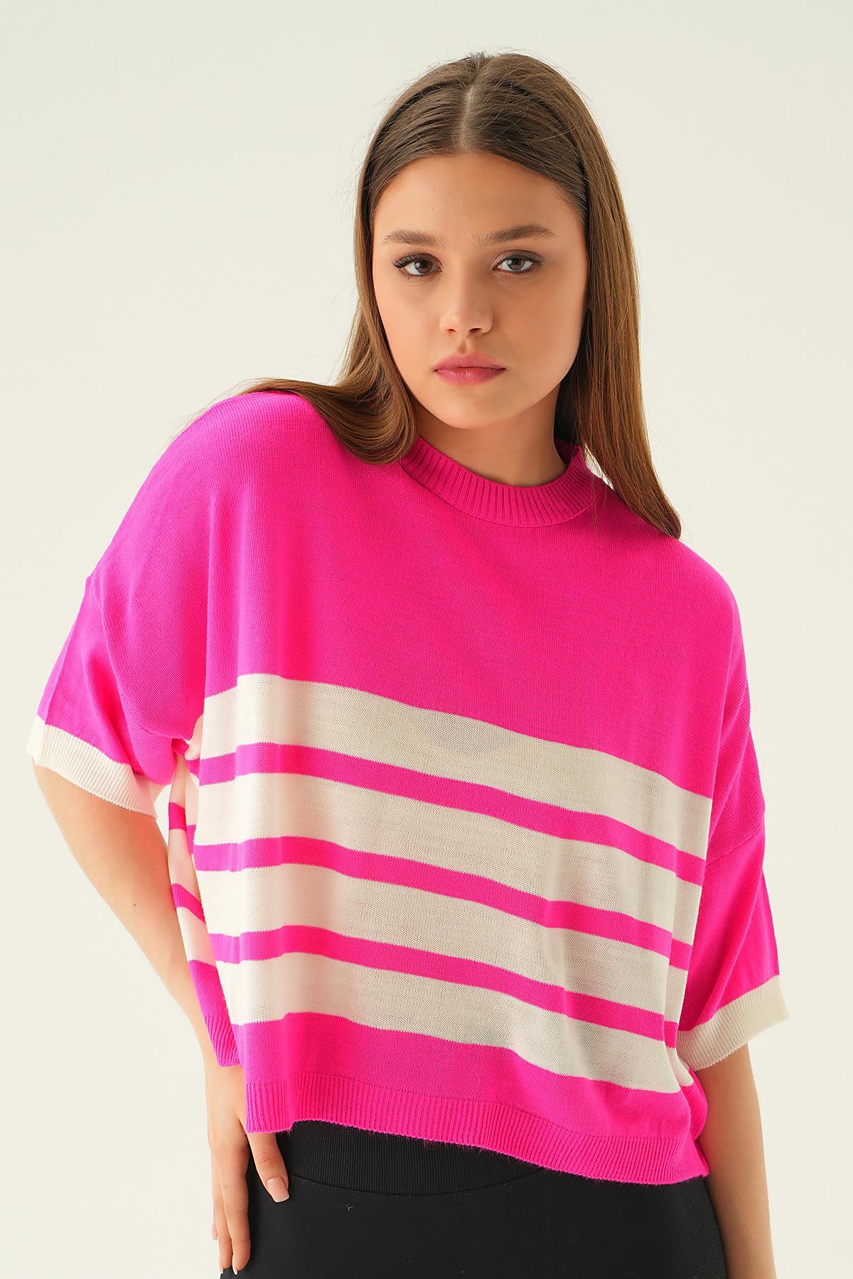 Fuşya Çizgi Detay Oversize Tişört 1454 - 4