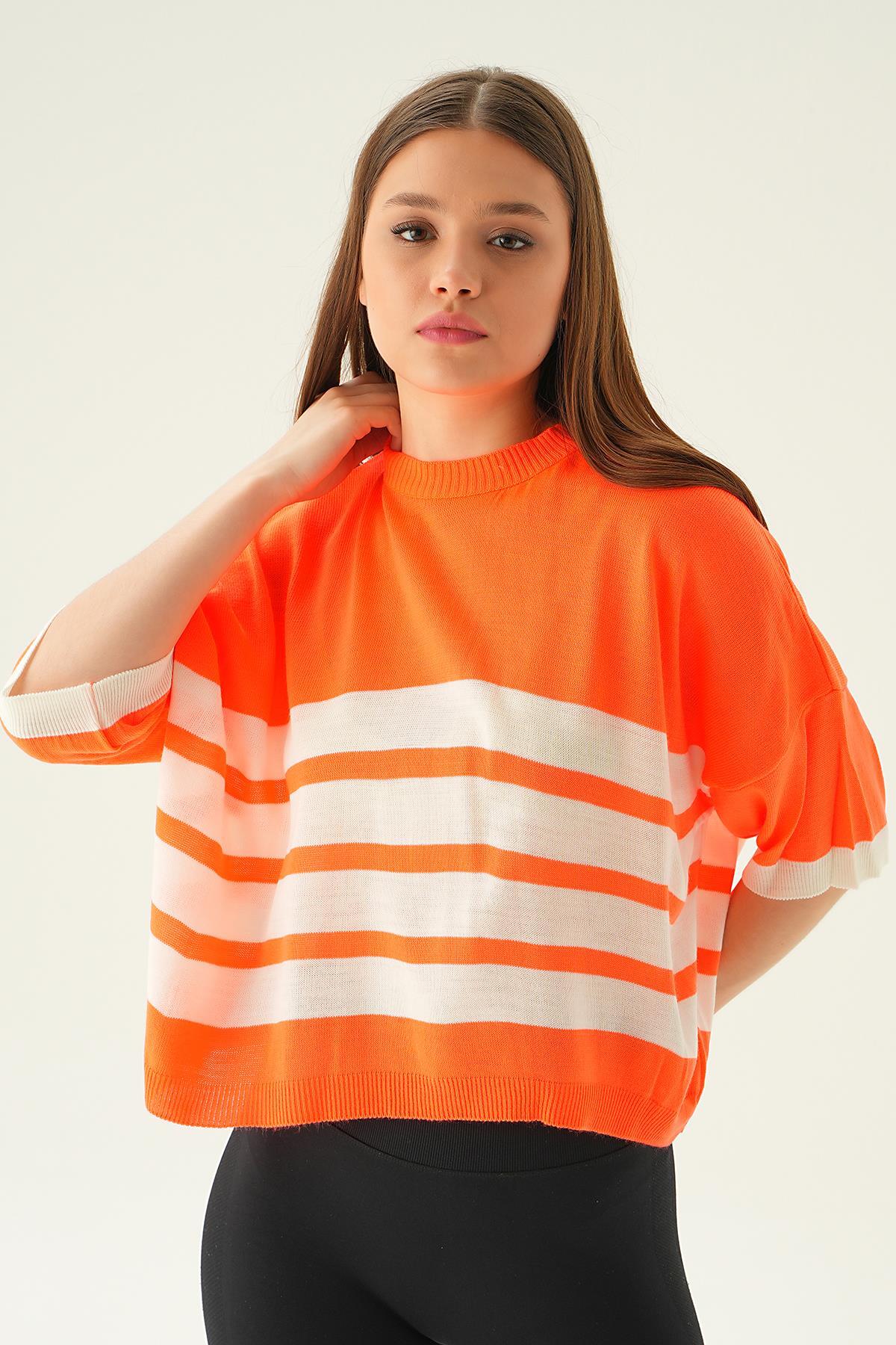 1454 Çizgi Detay Oversize Tişört Orange - 3