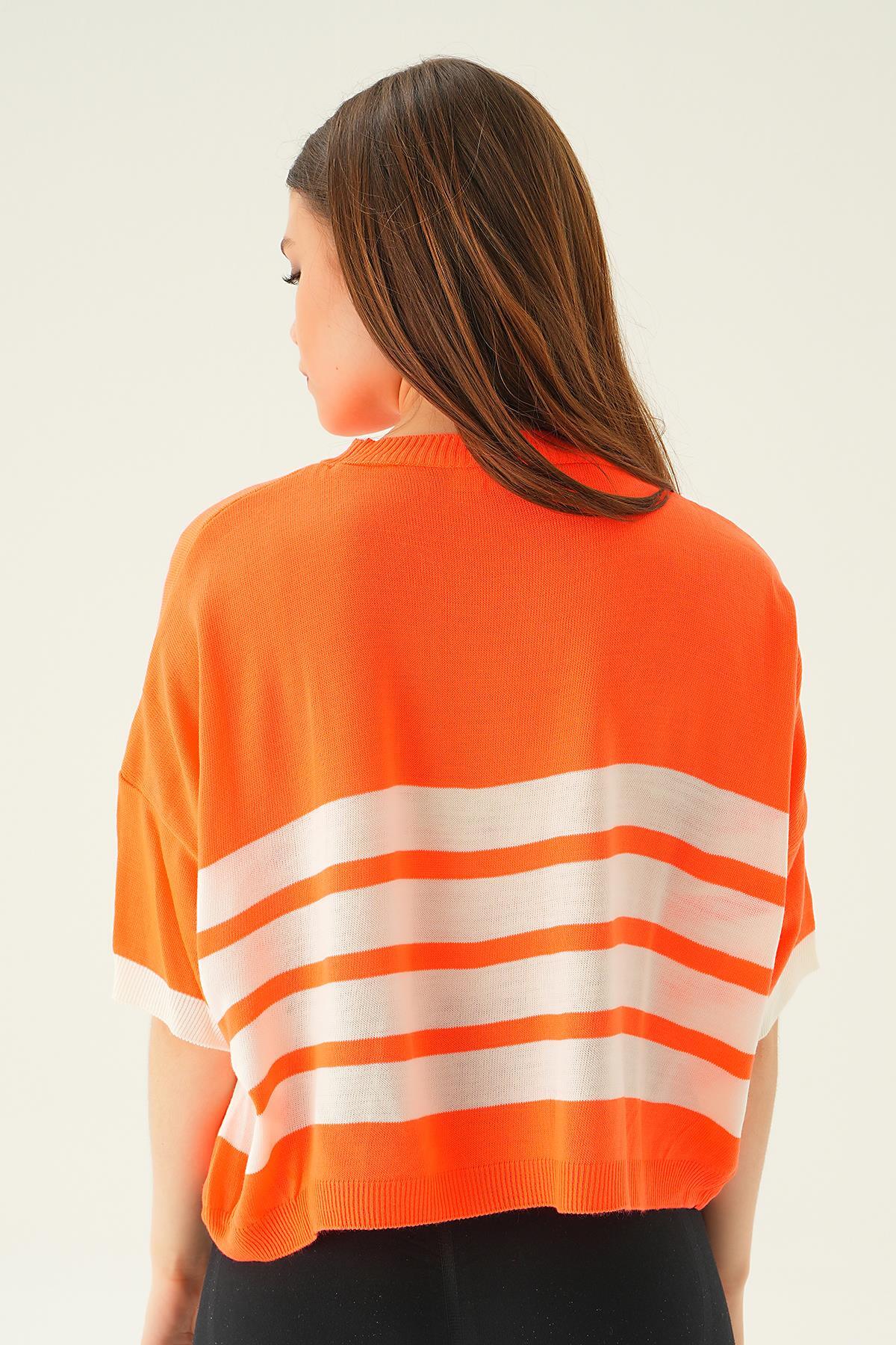 Orange Çizgi Detay Oversize Tişört 1454 - 5