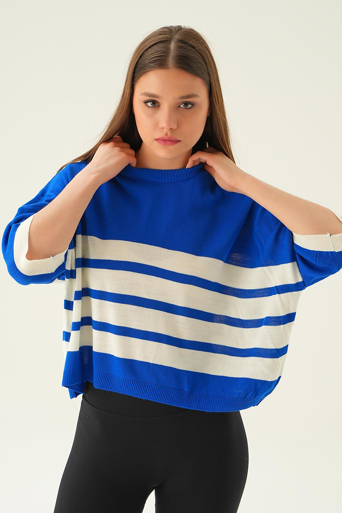 1454 Çizgi Detay Oversize Tişört Saks - 6