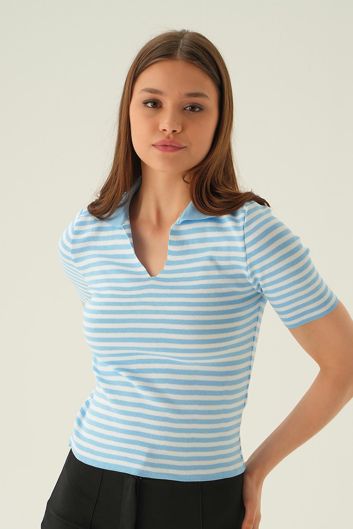 1456 V Yaka Çizgili Tişört Bebe Mavi 
