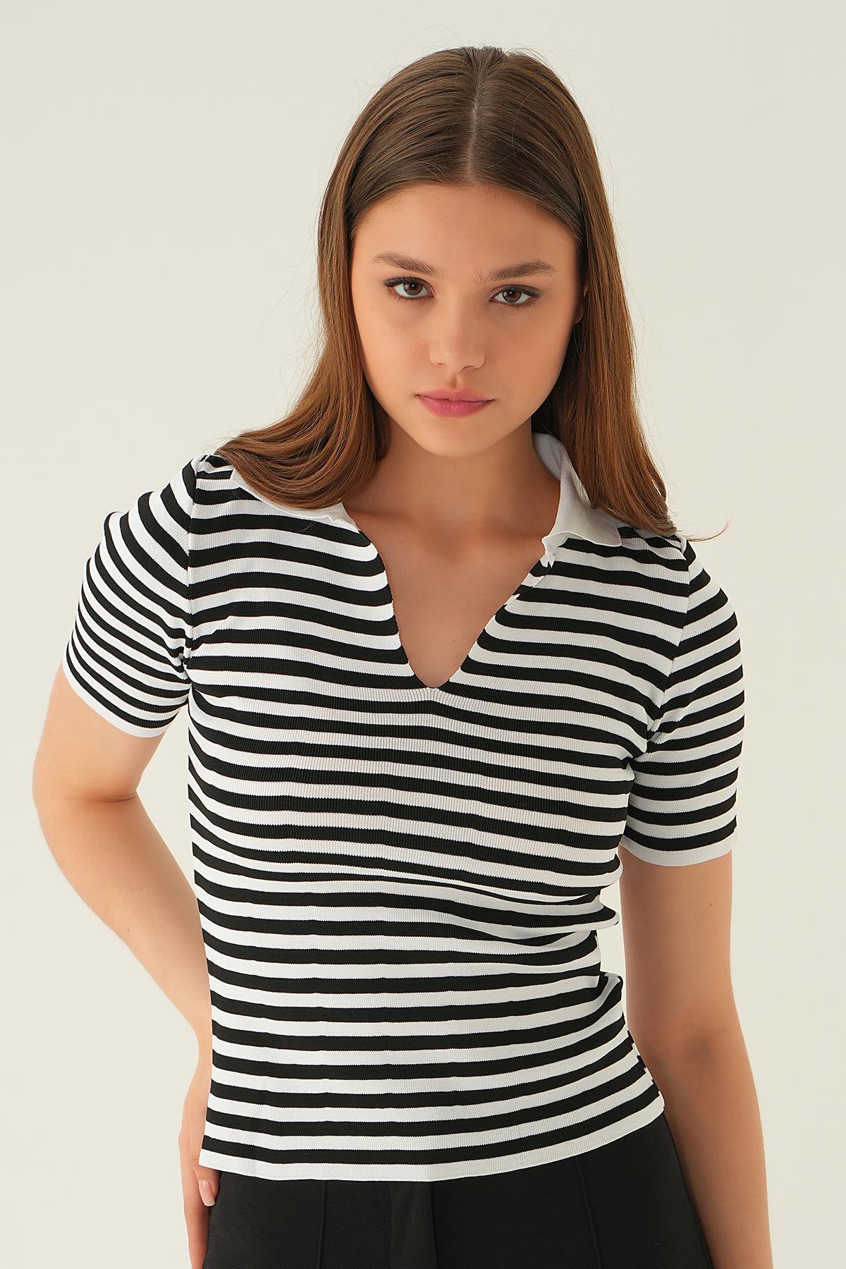 Kemik V Yaka Çizgili Tişört 1456 