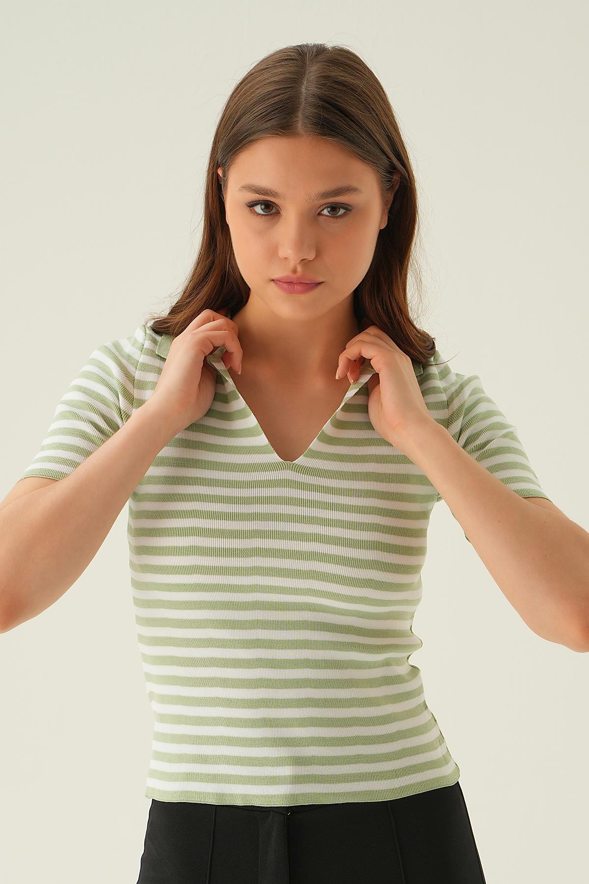 1456 V Yaka Çizgili Tişört Mint - 5