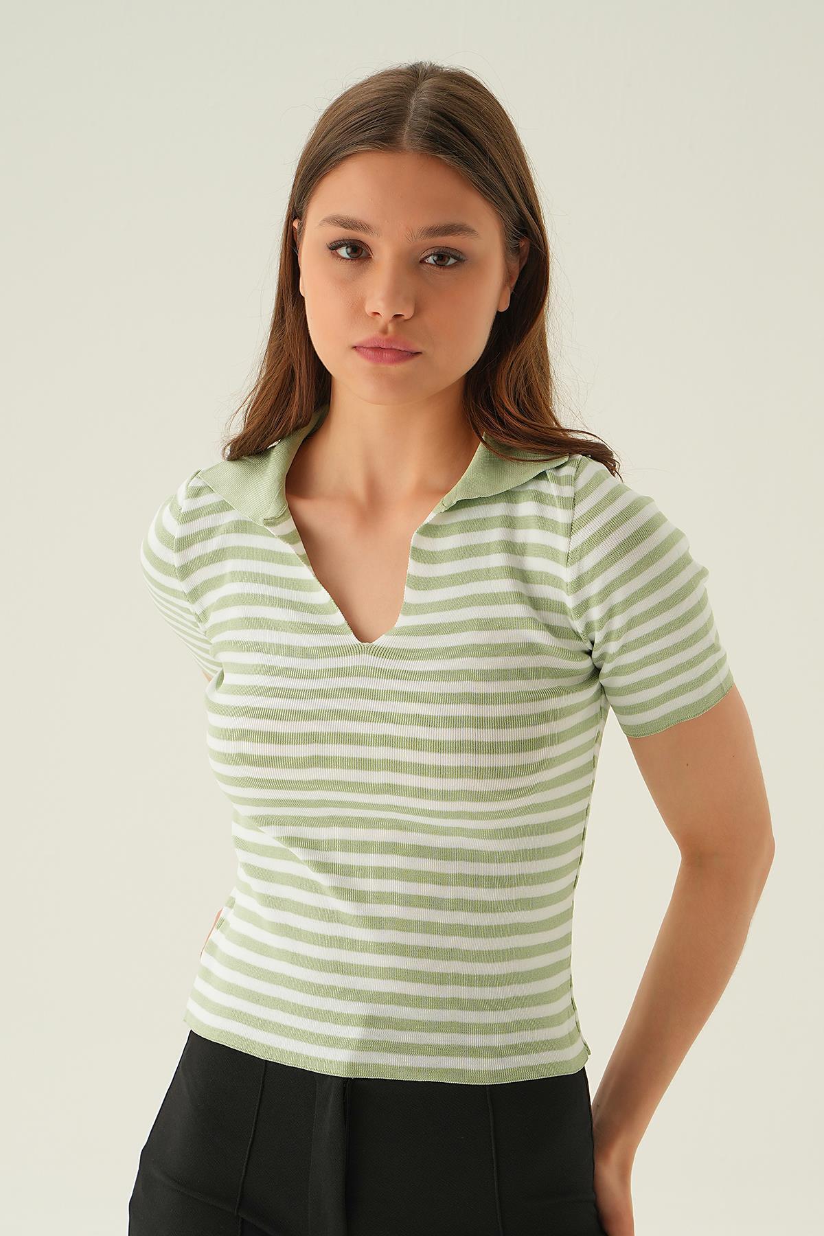 Mint V Yaka Çizgili Tişört 1456 - 4