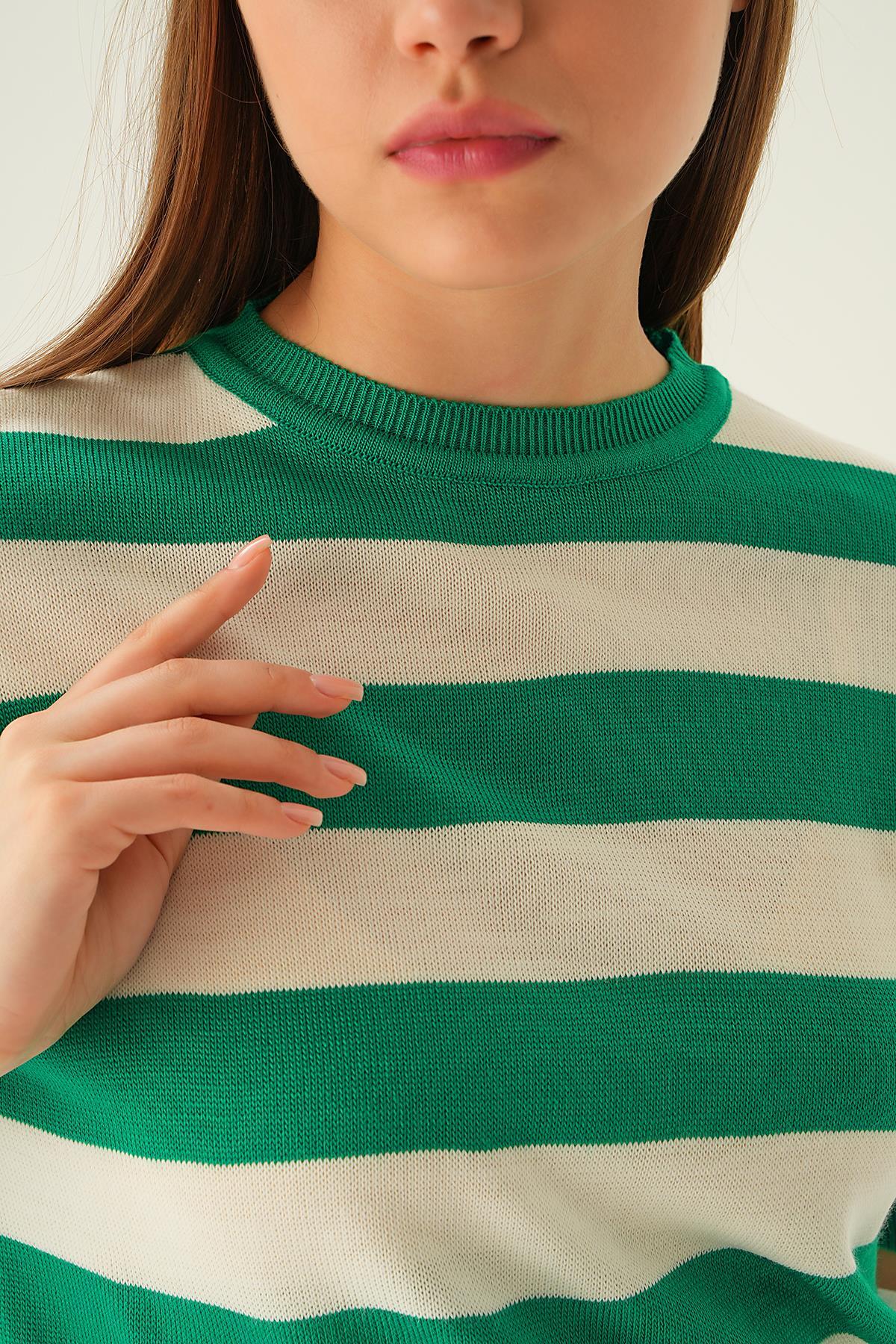 Benetton Yeşili Kalın Çizgili Tişört 1461 - 6