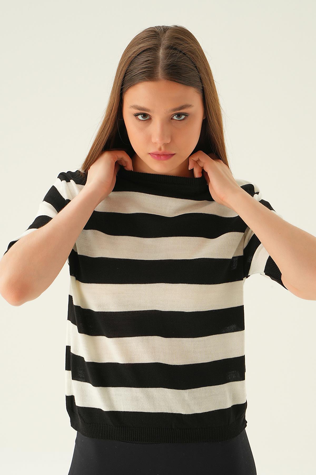 Siyah Kalın Çizgili Tişört 1461 