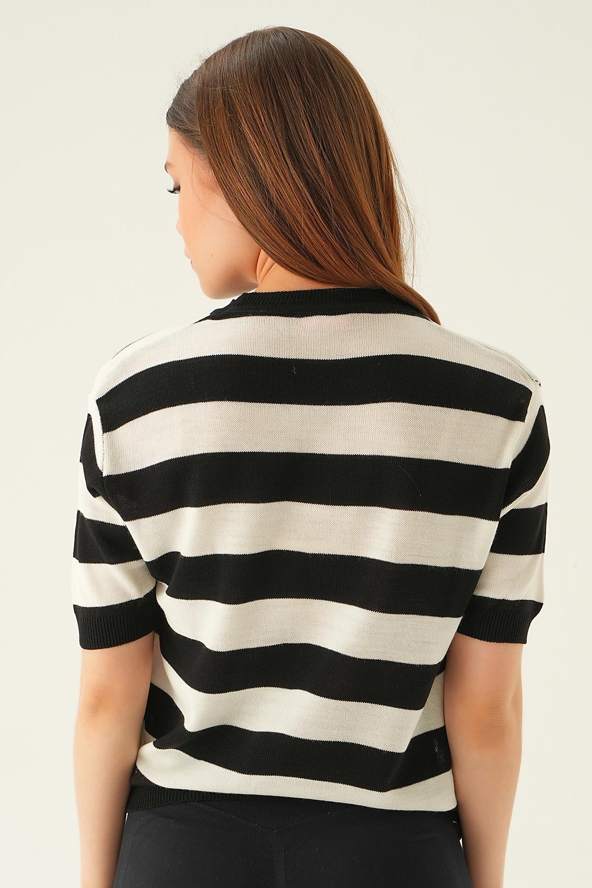Siyah Kalın Çizgili Tişört 1461 - 4