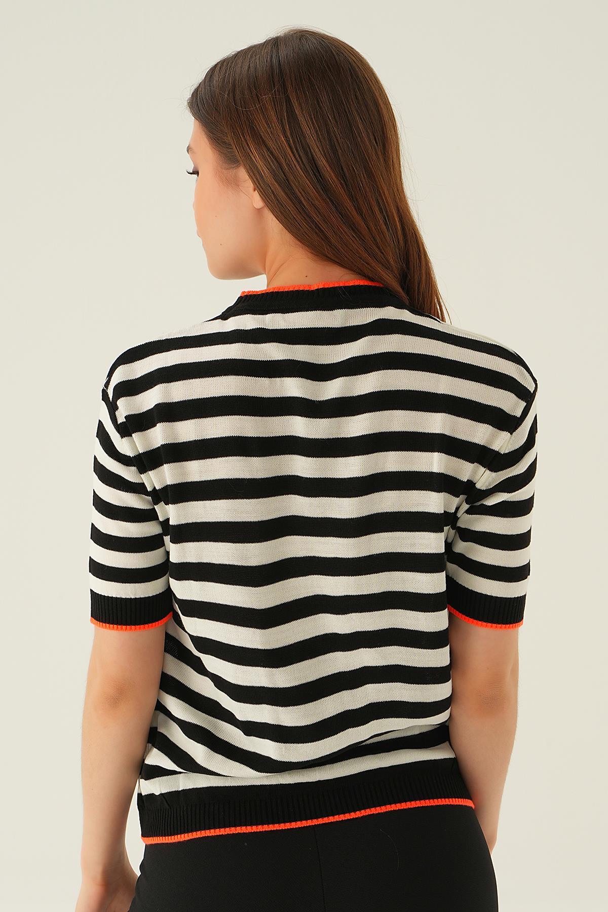 1469 Bisiklte Yaka Çizgili Tişört Siyah - 5