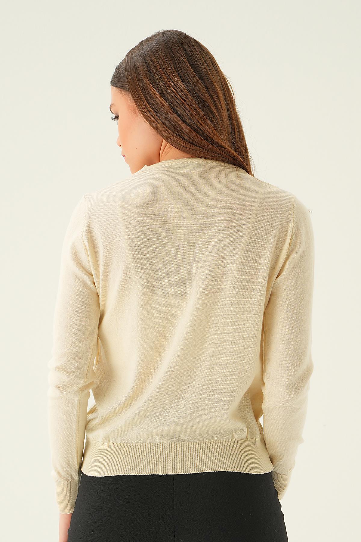 Kemik Önü Düğmeli Hırka 1471 - 4