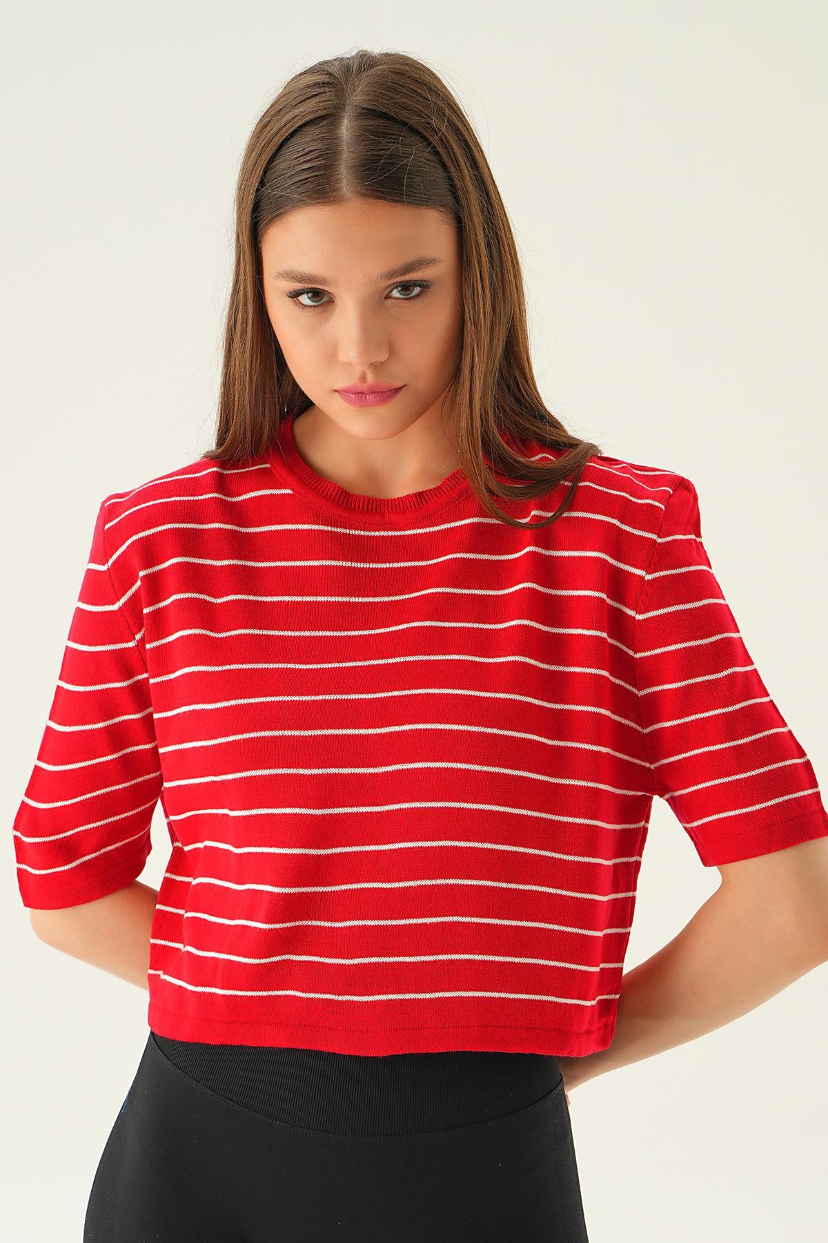 Kırmızı Çizgili Tişört 1488 - 4