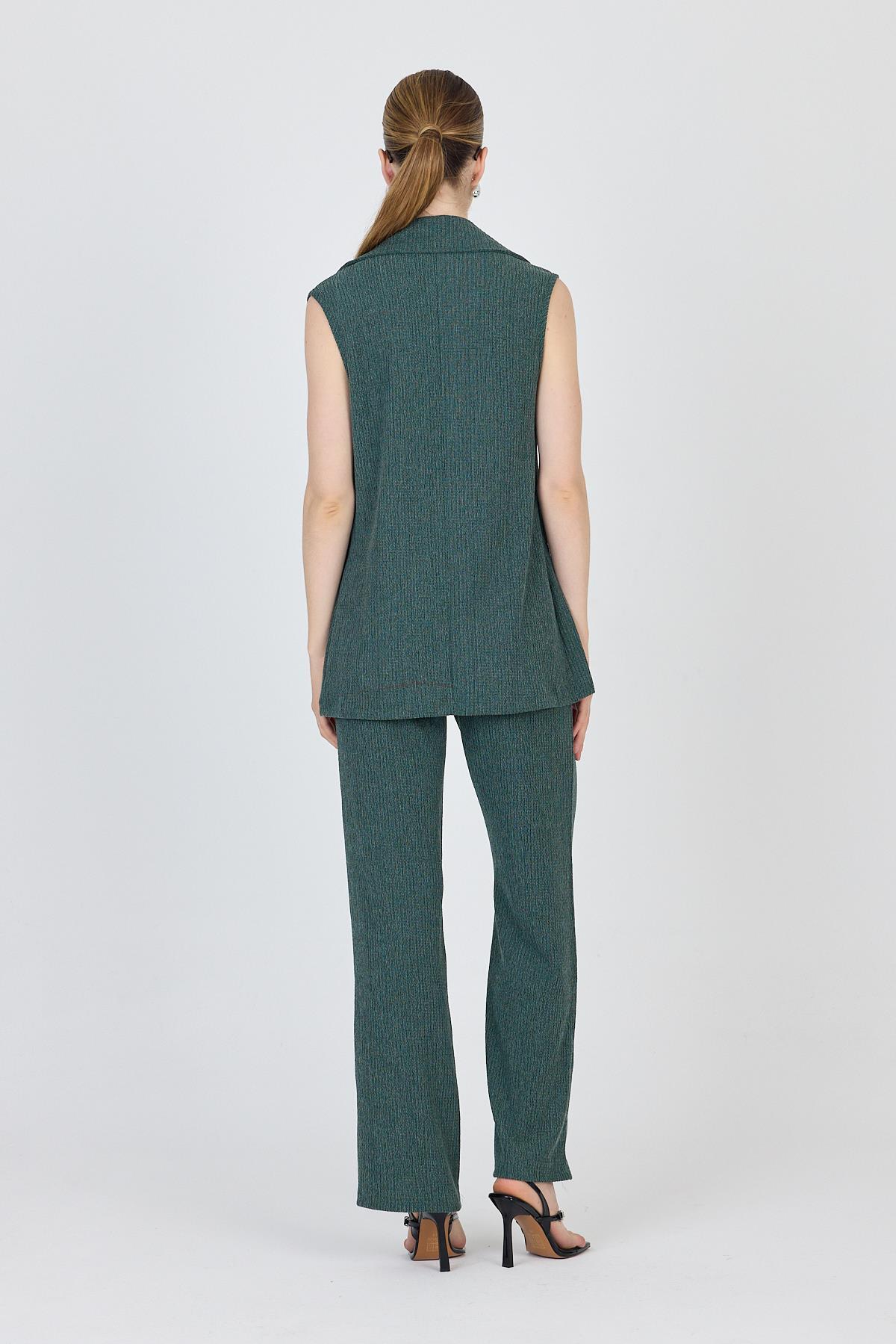 Yeşil Kolsuz Yelek ve Bol Paça Pantolon Takımı 1490 - 5