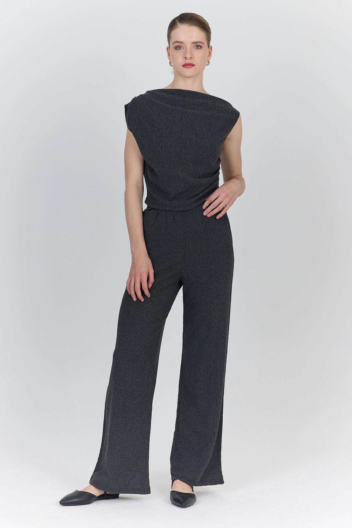 Antrasit Asimetrik Omuz Detaylı Bluz ve Geniş Paça Pantolon Takım 1491 - RAYS