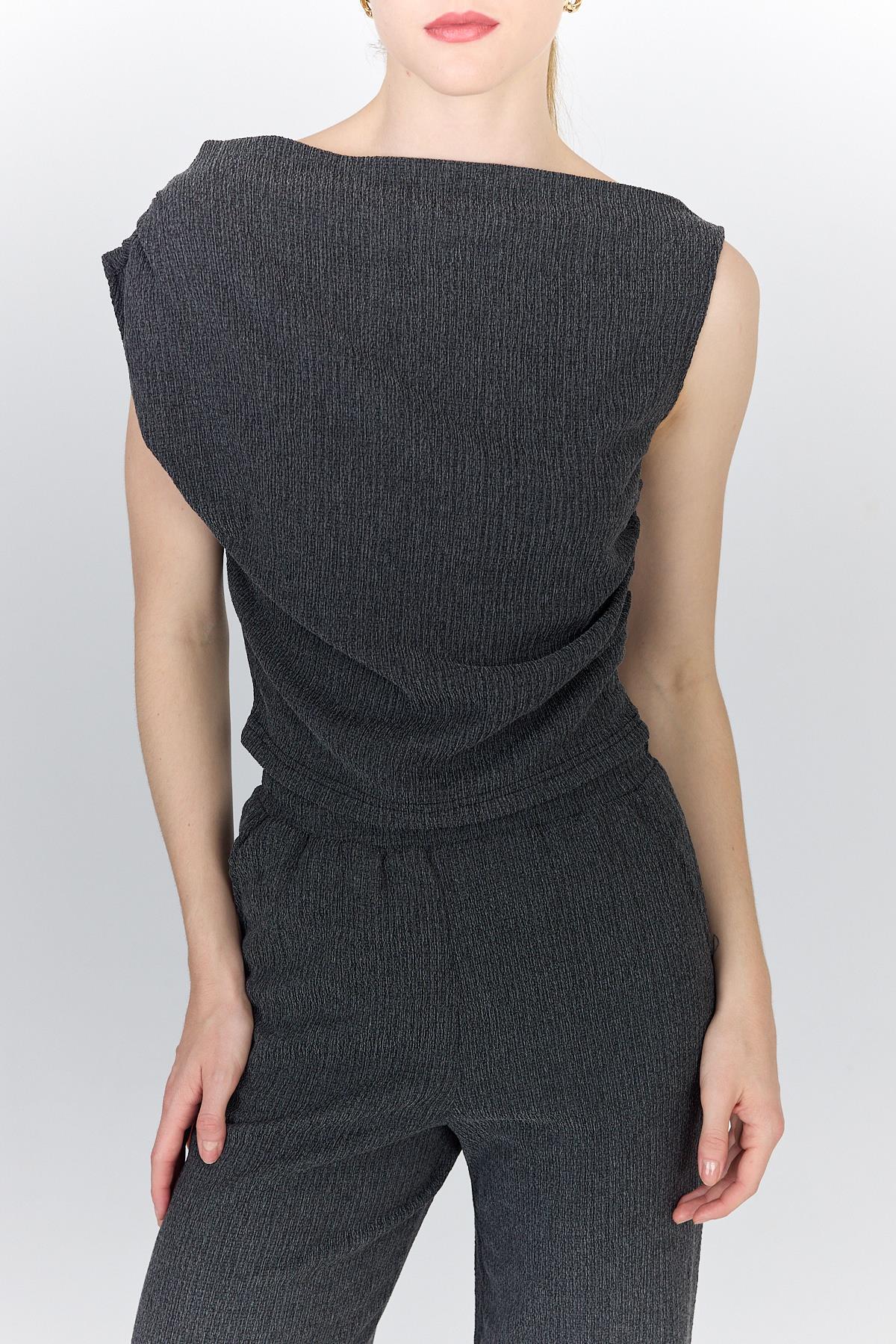Antrasit Asimetrik Omuz Detaylı Bluz ve Geniş Paça Pantolon Takım 1491 - 3