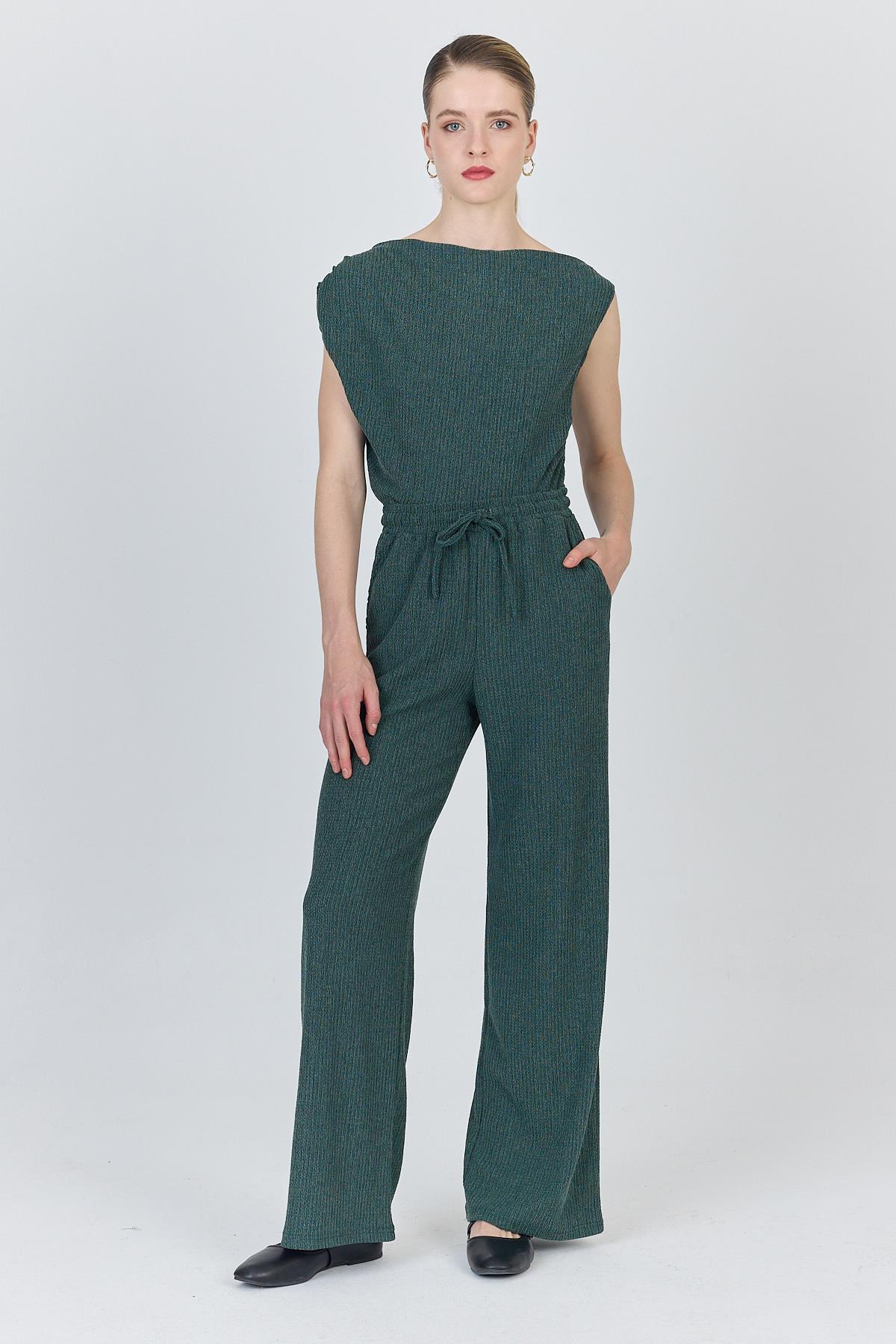 Yeşil Asimetrik Omuz Detaylı Bluz ve Geniş Paça Pantolon Takım 1491 - RAYS