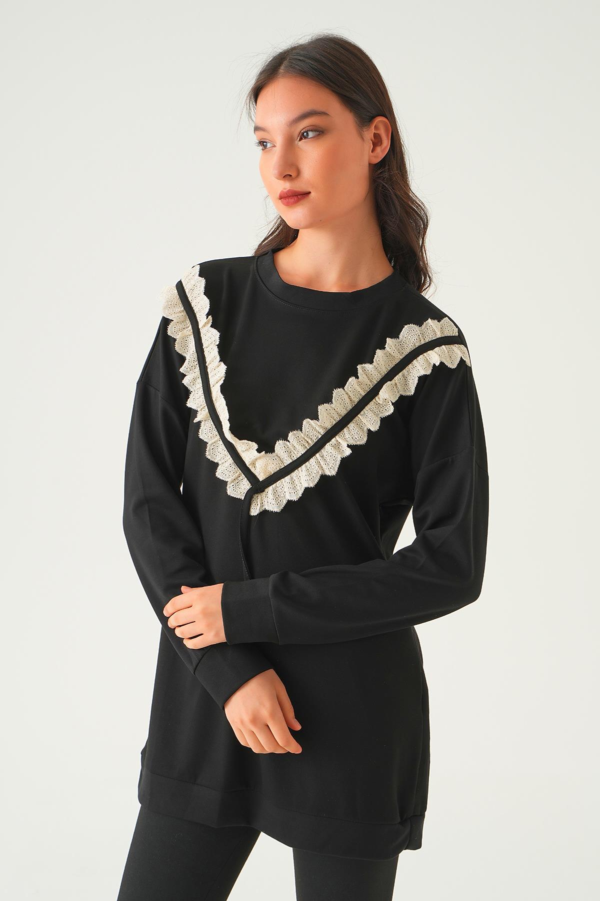 Siyah V Dantel Detay Tunik 15808 - 3