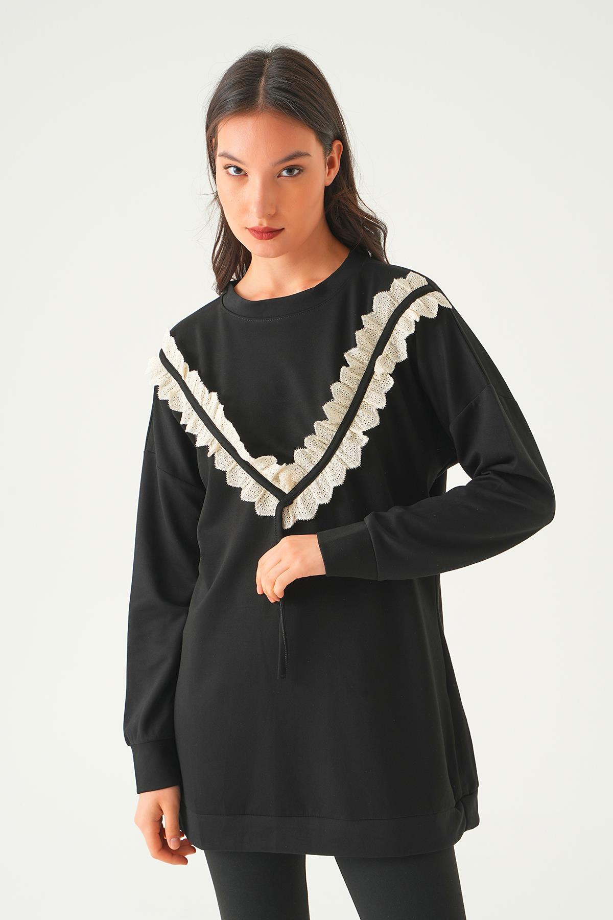 Siyah V Dantel Detay Tunik 15808 - 4