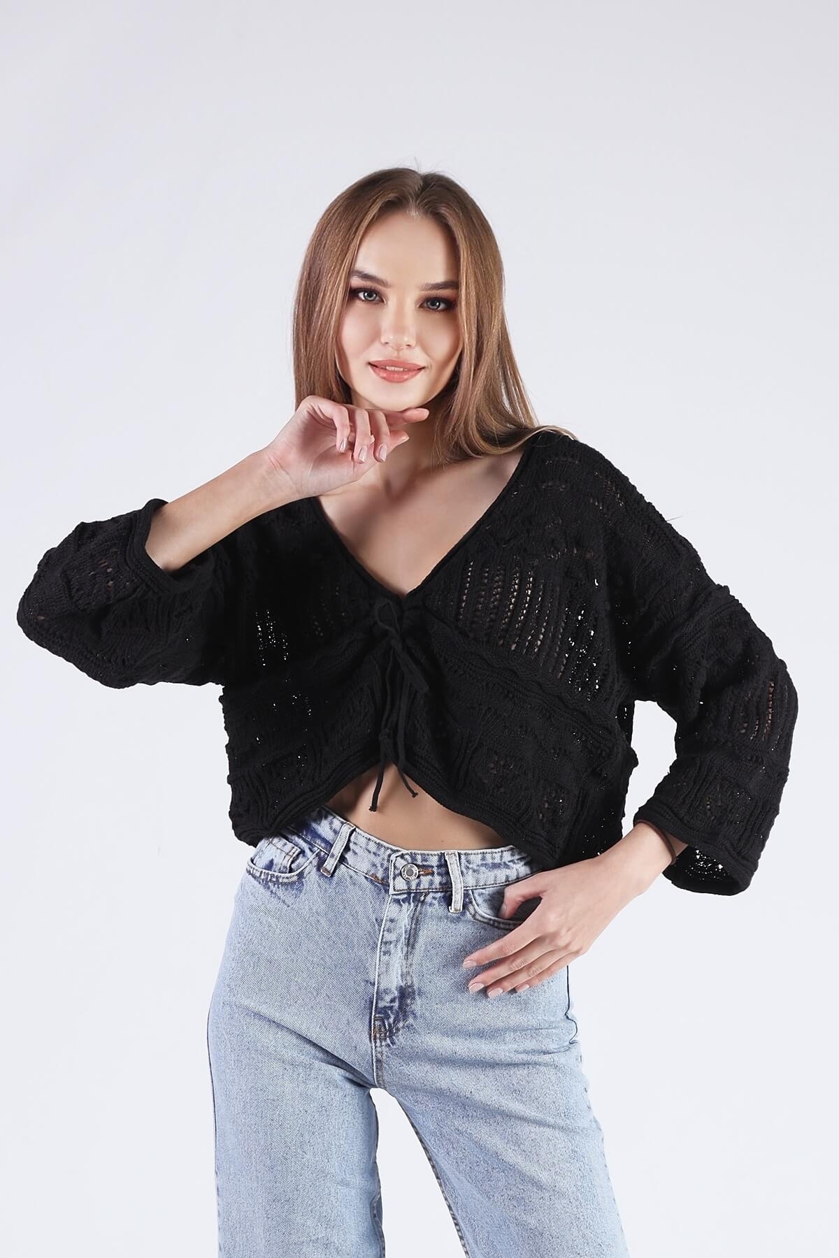 Siyah Ön Büzgü Detay Ajurlu Kazak 1581 - 4