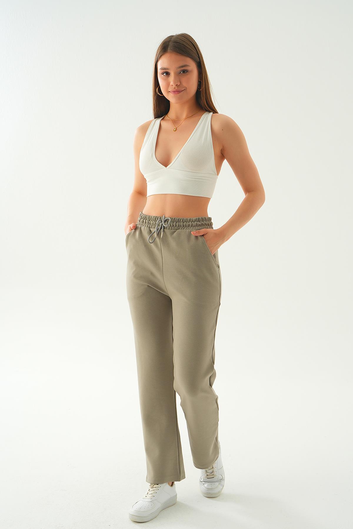 15819 Oysho Eşofman Haki 