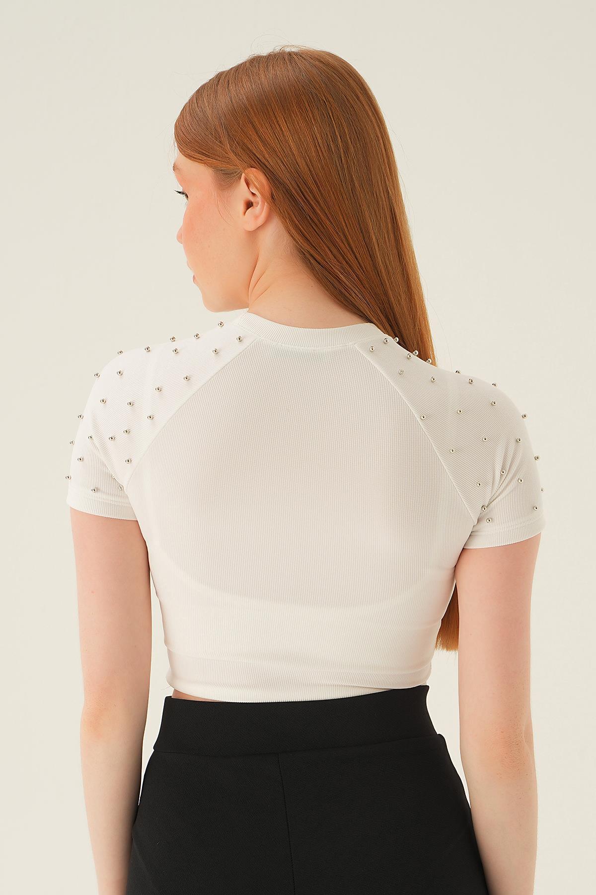Beyaz İnci Detay Kısa Kol Bluz 1662 - 3