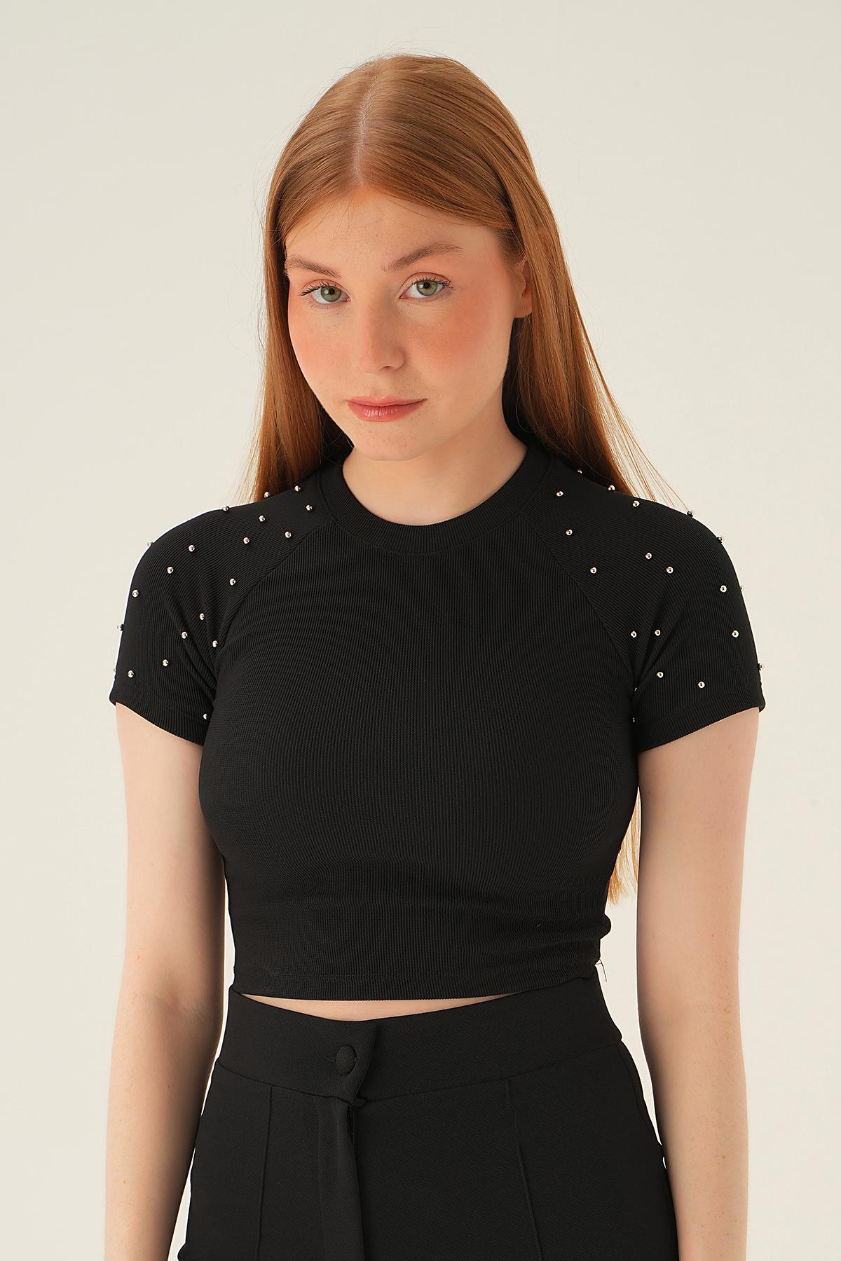 Siyah İnci Detay Kısa Kol Bluz 1662 