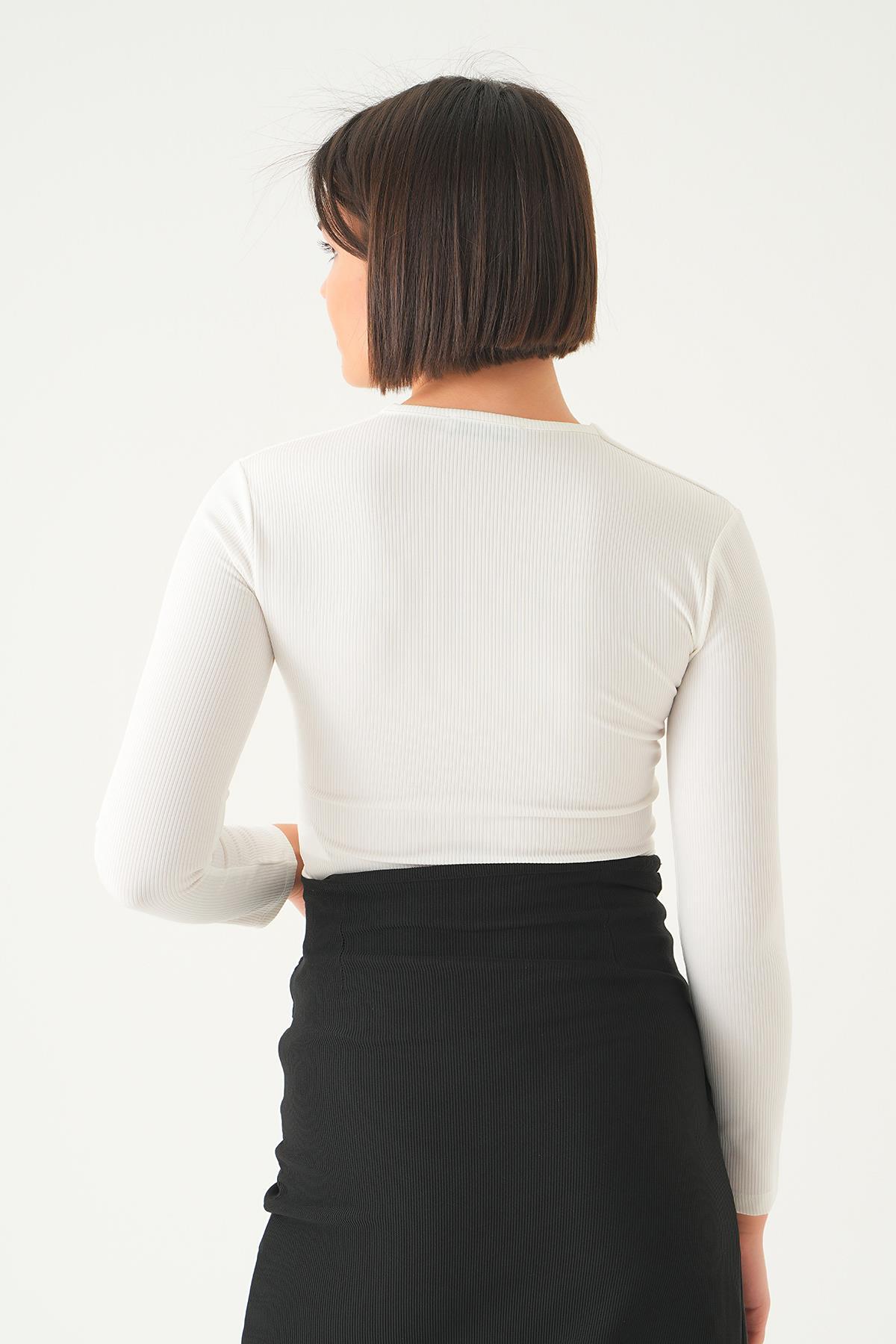 Beyaz V Yaka Bluz 9021M - 5