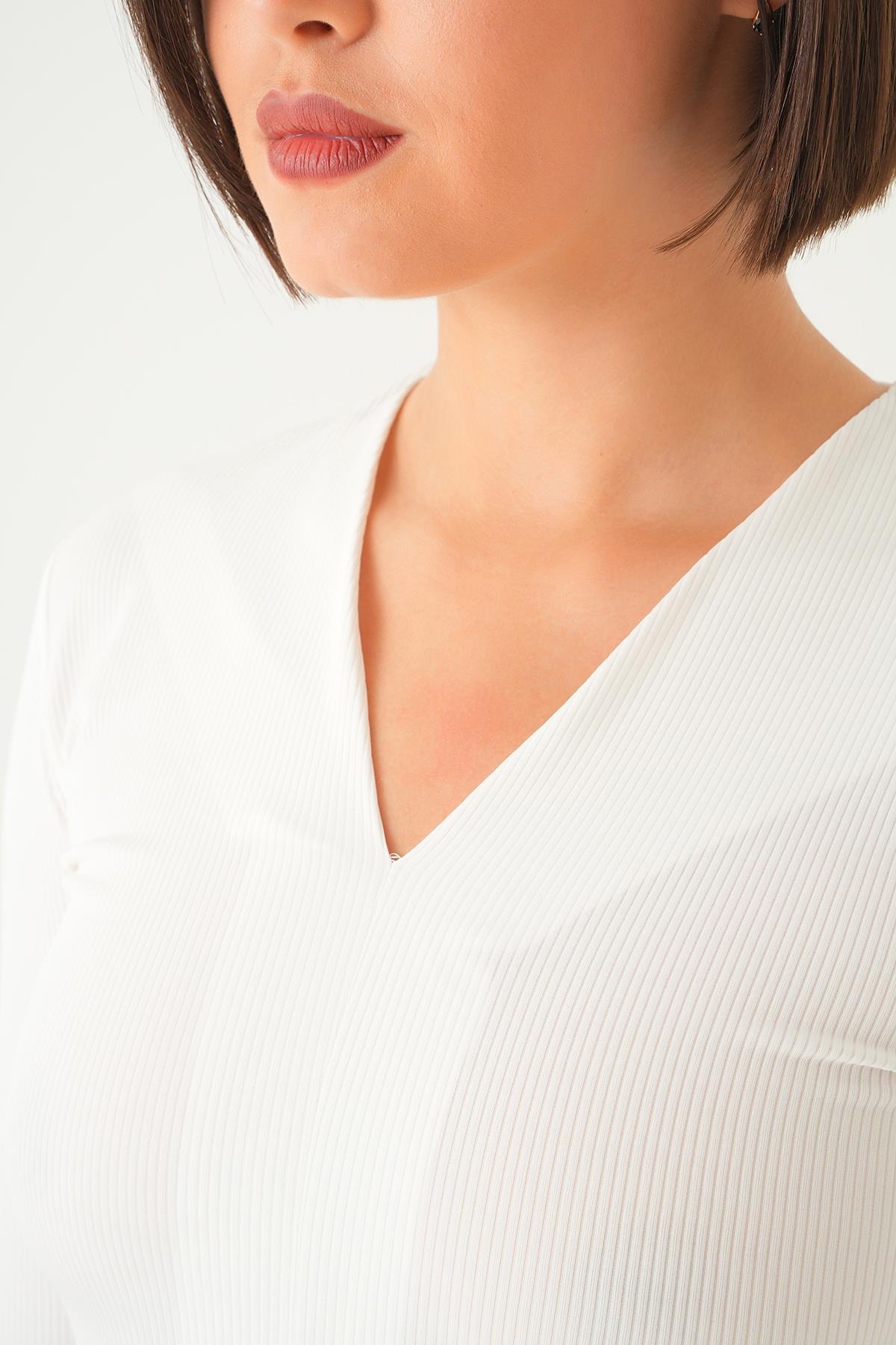 Beyaz V Yaka Bluz 9021M - 6