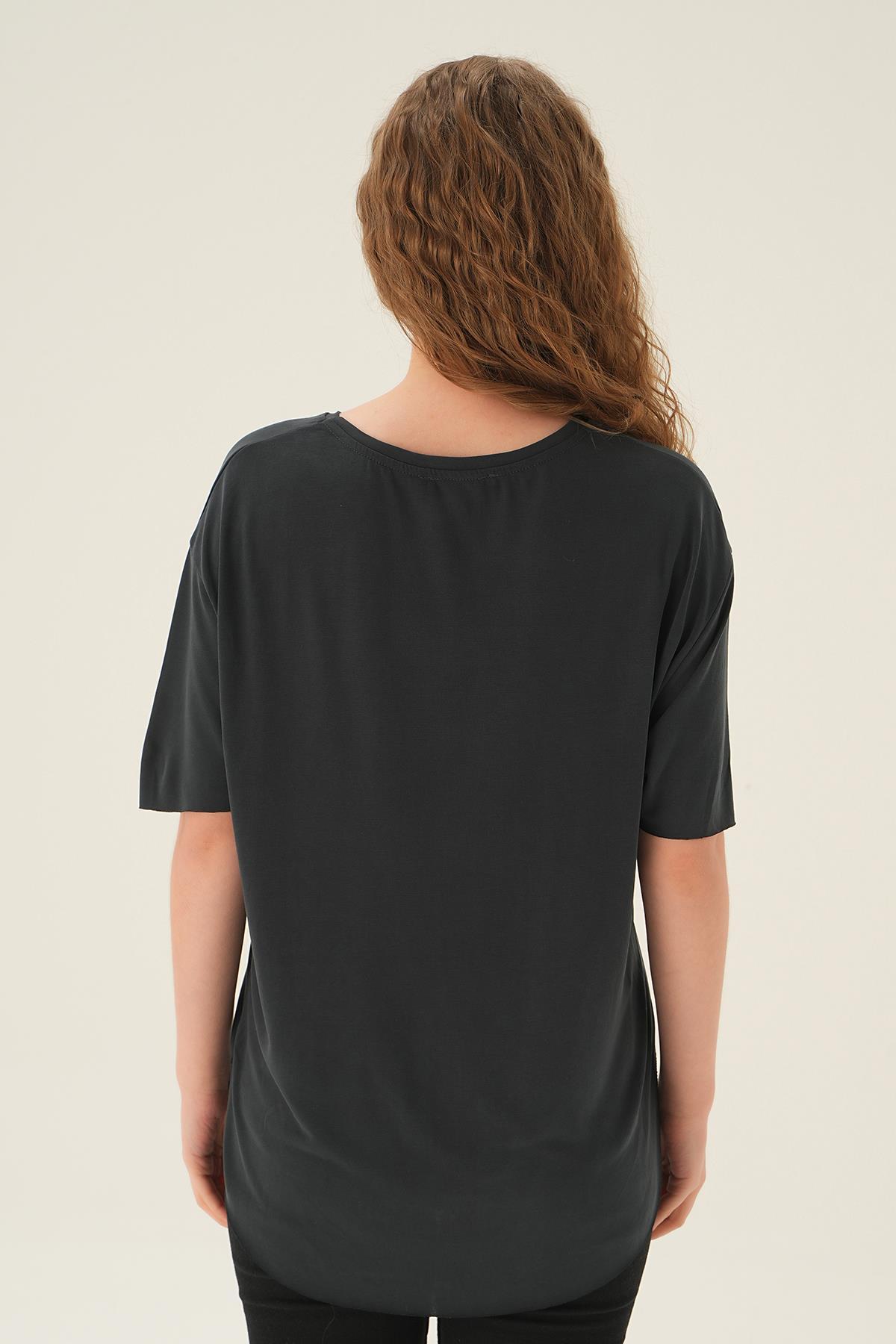 1695 Oysho Tişört Füme - 4