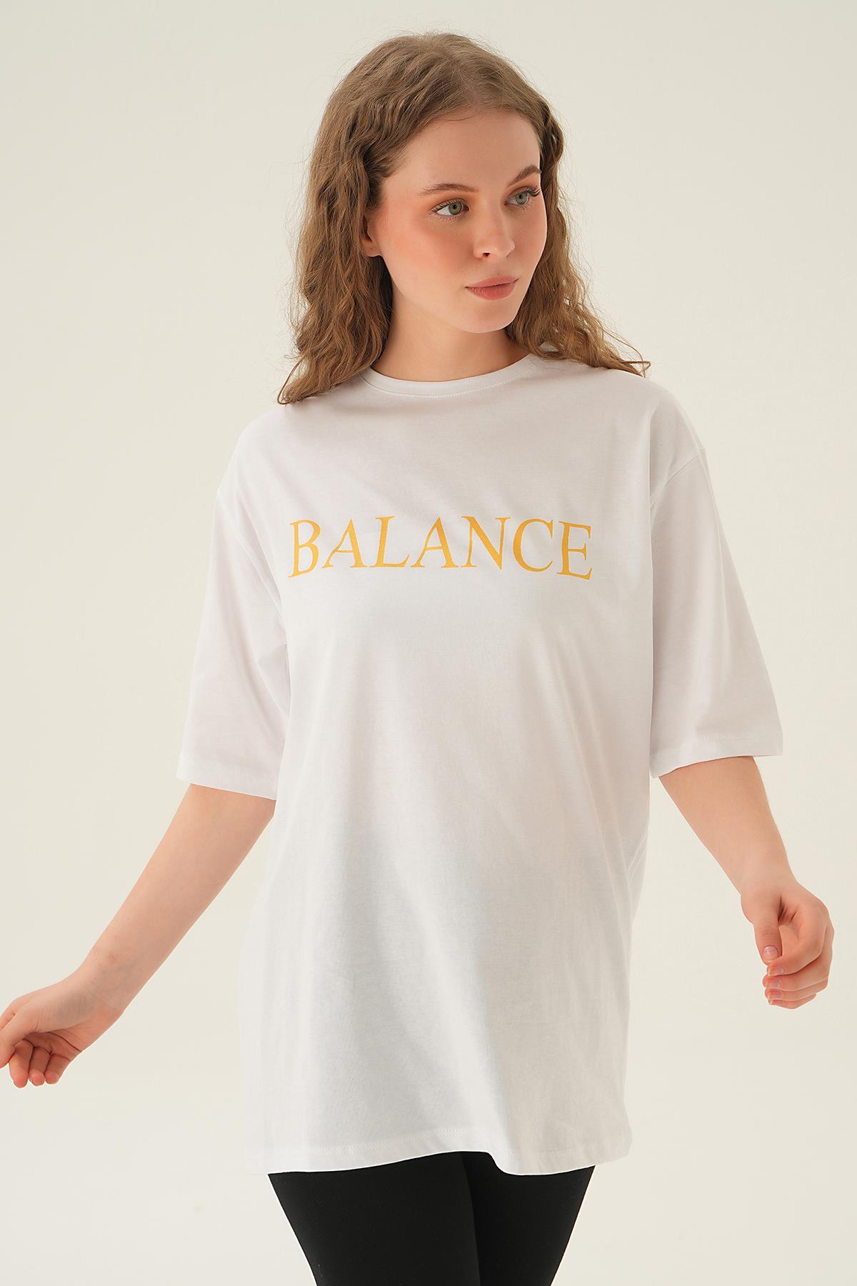 Beyaz Balance Baskı Oversize Tişört 1697 - 3