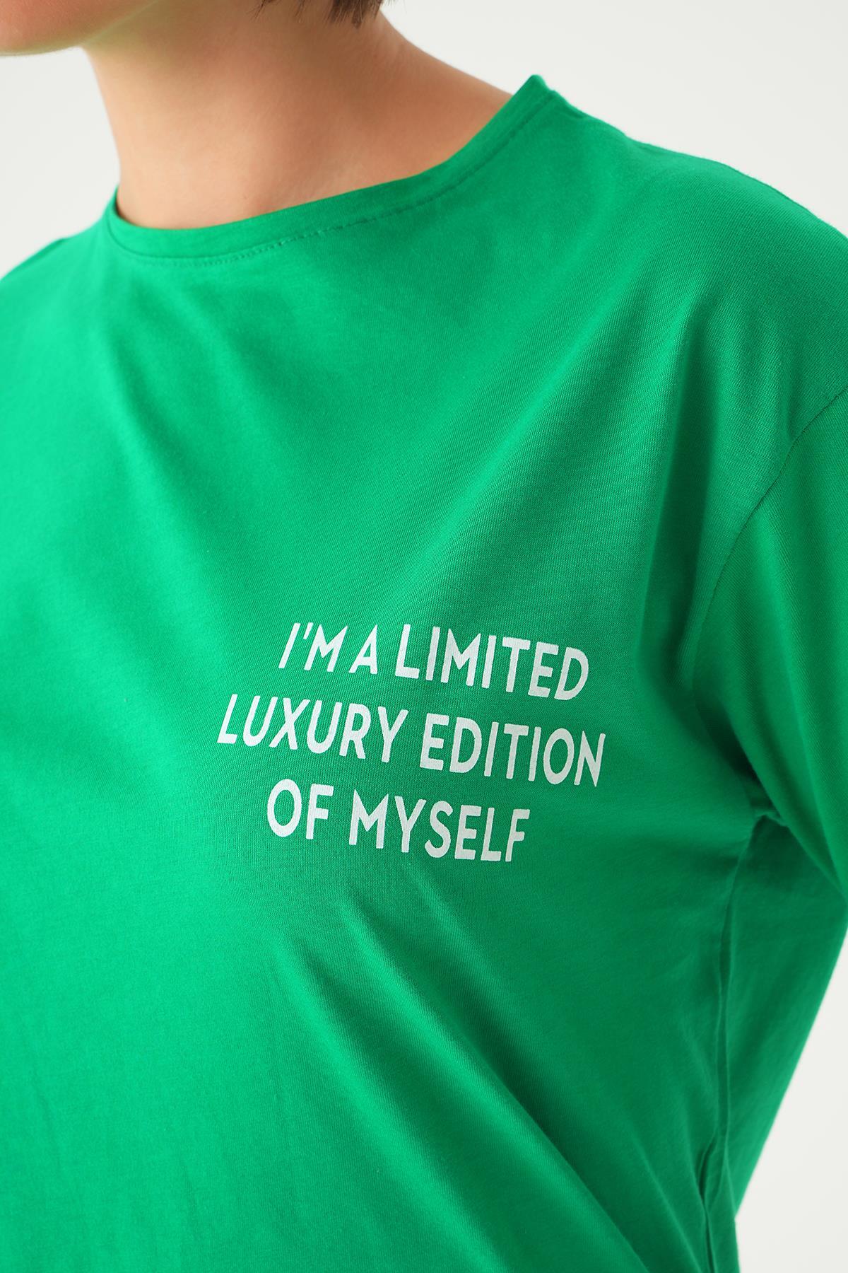 Benetton Yeşili Yazı Detay Baskı Oversize Tişört 1704 - 5