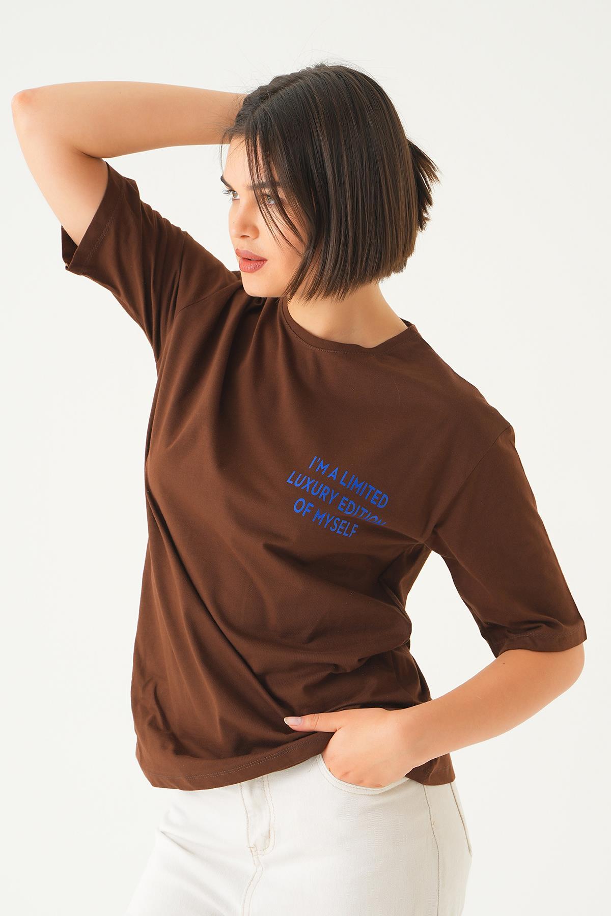 Kahve Yazı Detay Baskı Oversize Tişört 1704 - 3