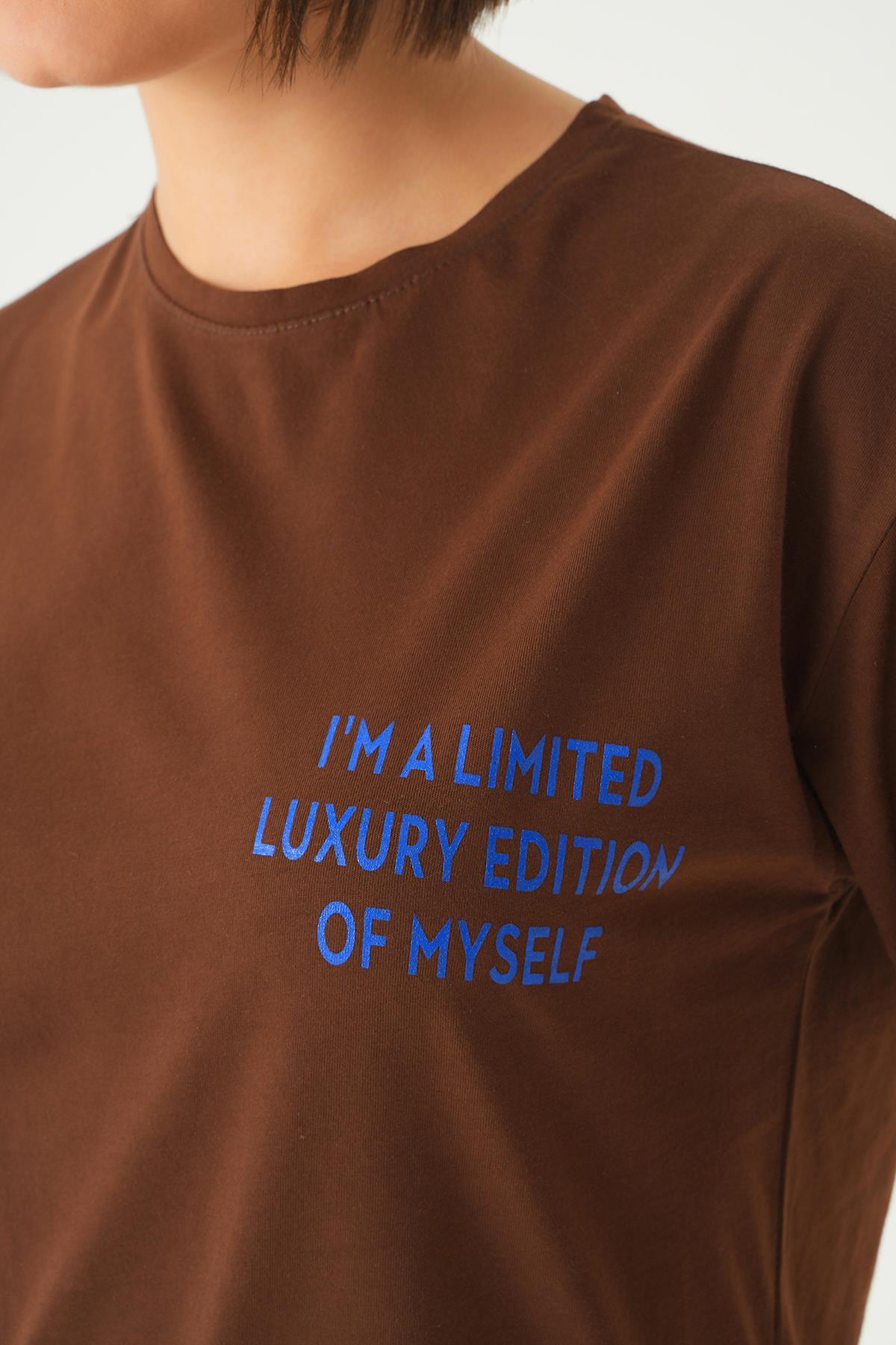 Kahve Yazı Detay Baskı Oversize Tişört 1704 - 5