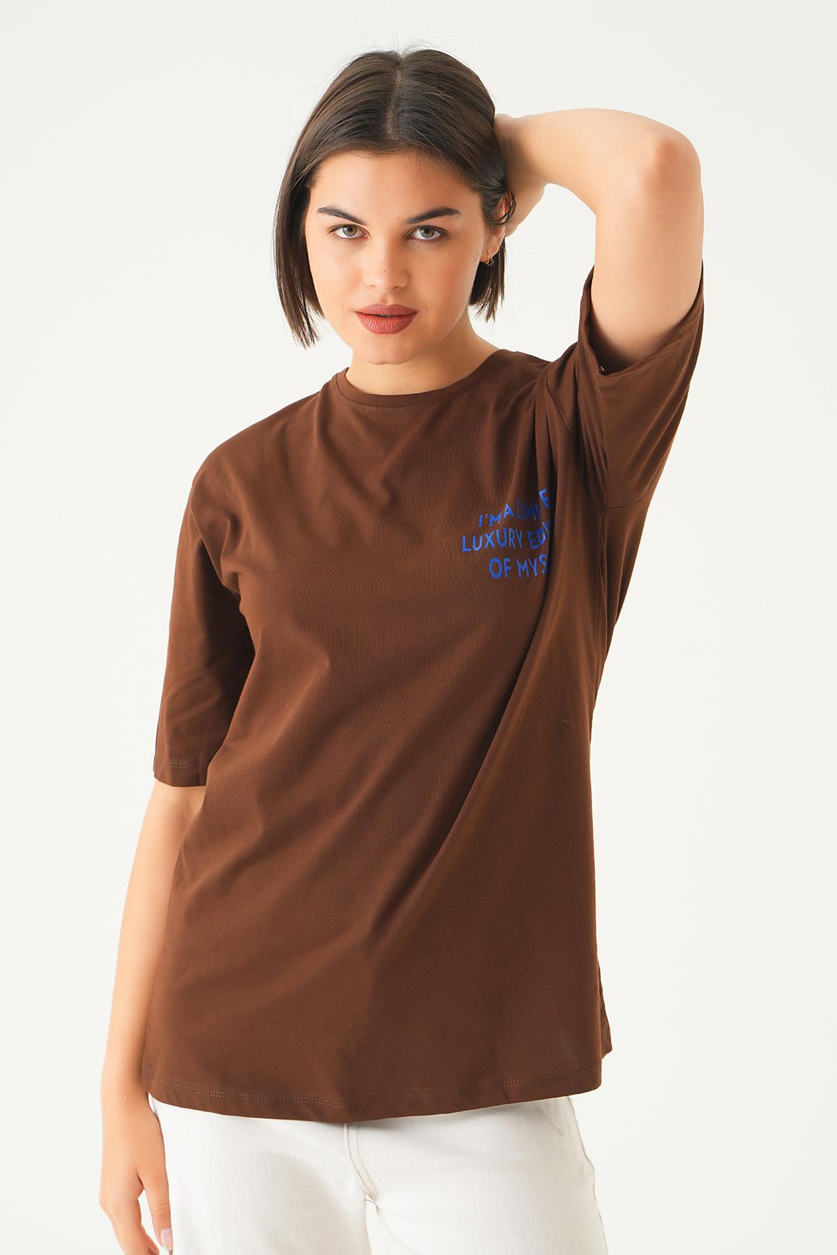 Kahve Yazı Detay Baskı Oversize Tişört 1704 - 6