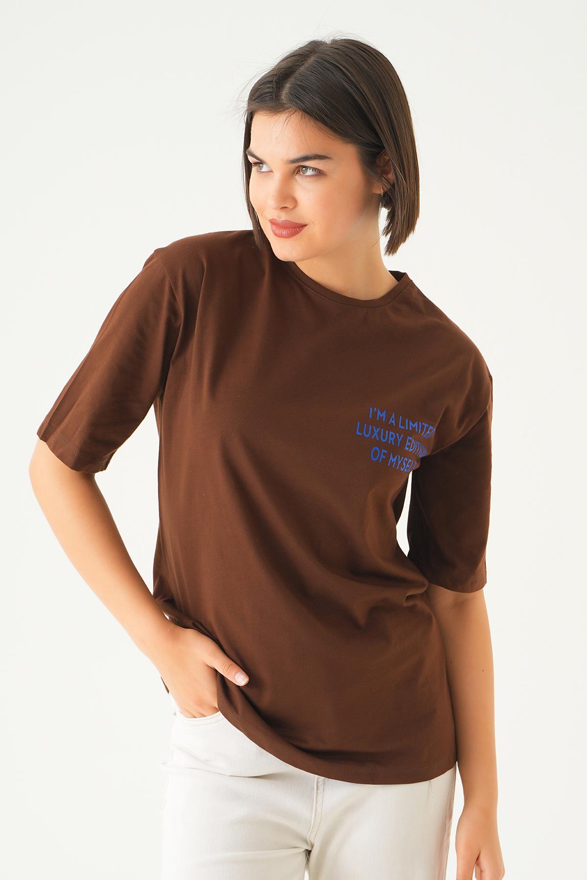 Kahve Yazı Detay Baskı Oversize Tişört 1704 