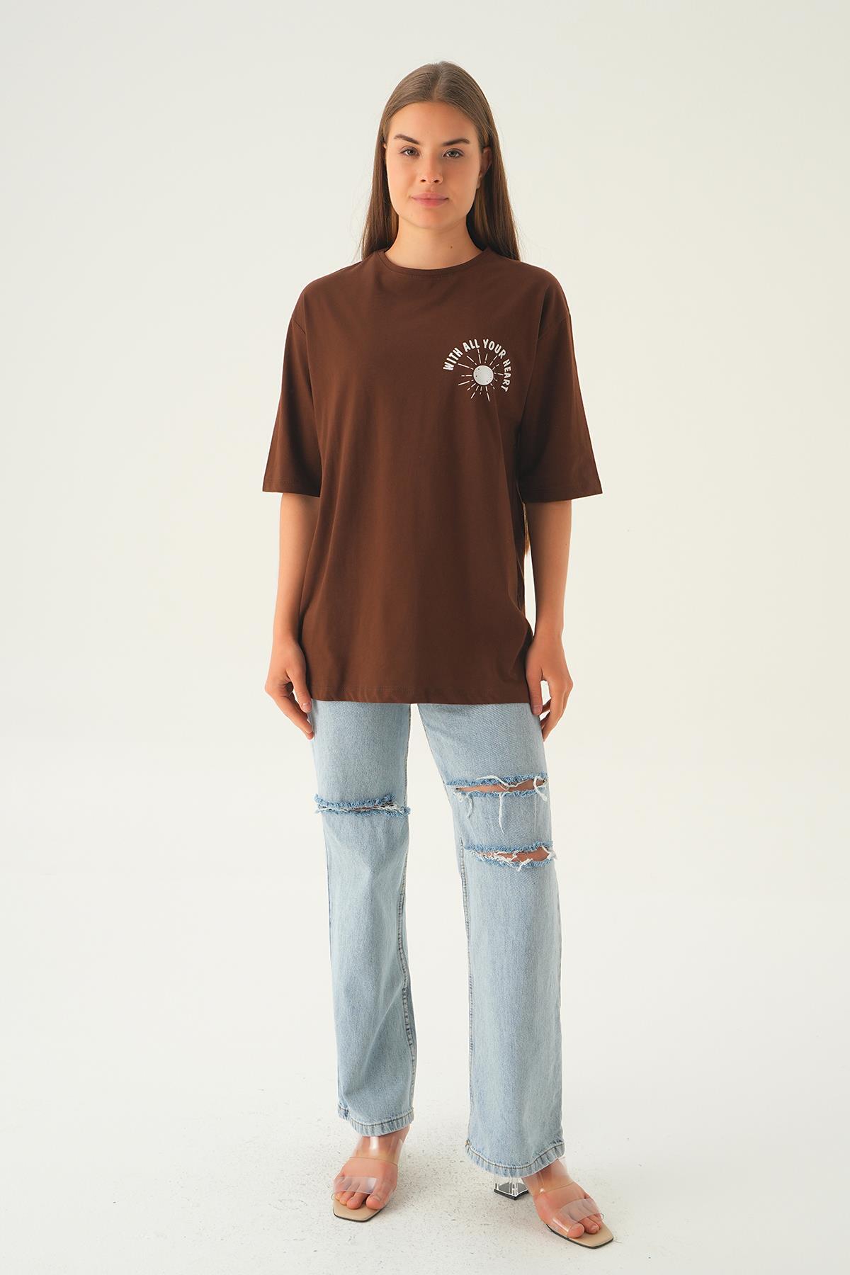 Kahve Yazı Baskı Oversize Tişört 1706 - 2