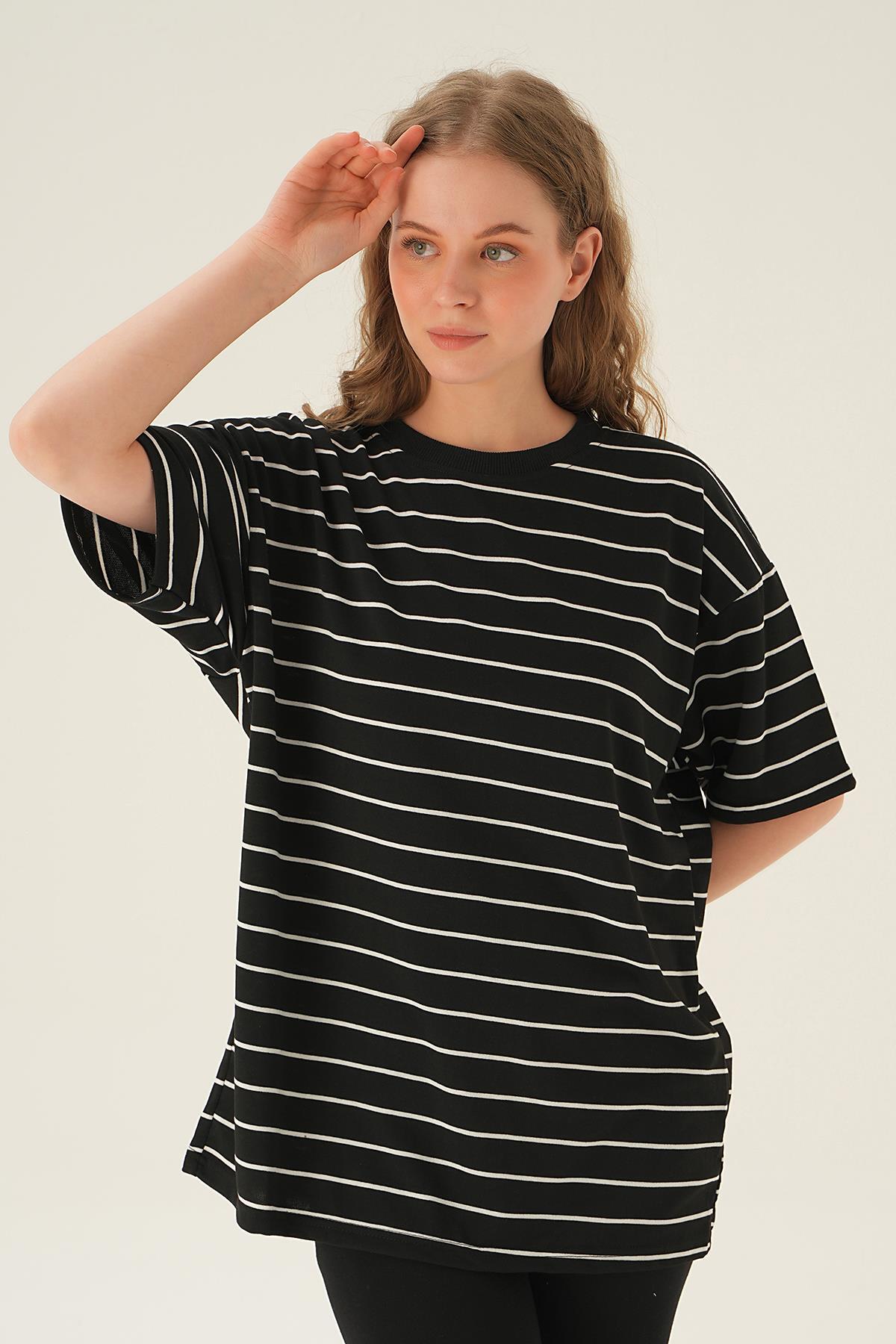 Siyah Çizgili Tişört 1708 - 3