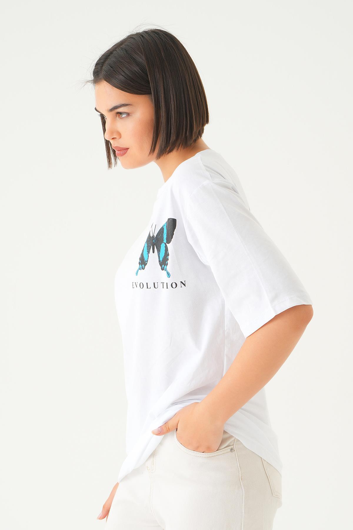 Beyaz Kelebek Baskılı Oversize Tişört 1708 - 4