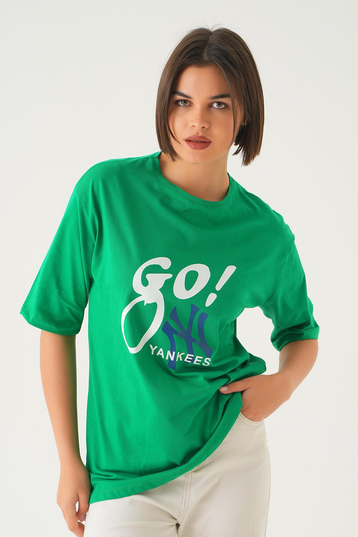 Benetton Yeşili Baskılı Oversize Tişört 1709 