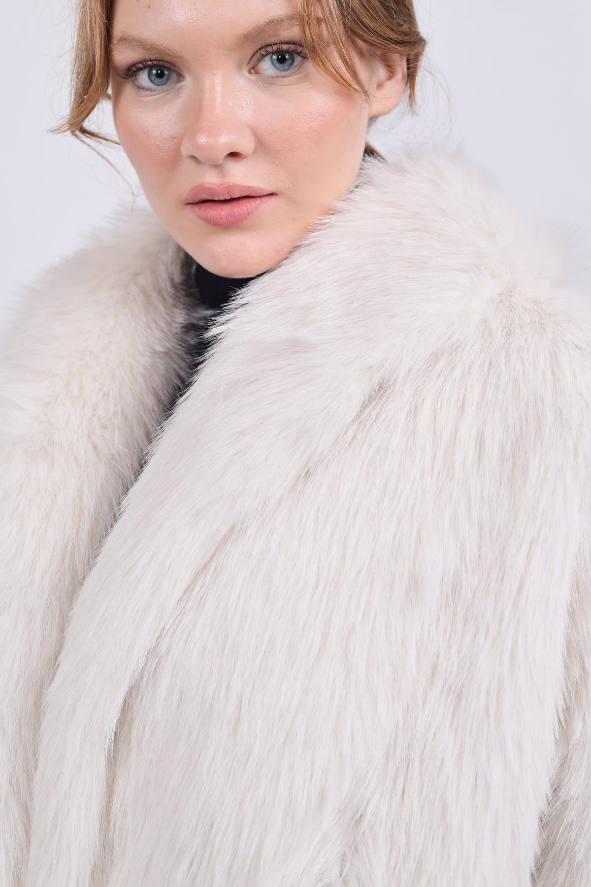 Beyaz Peluş Kürk 1773 - 6