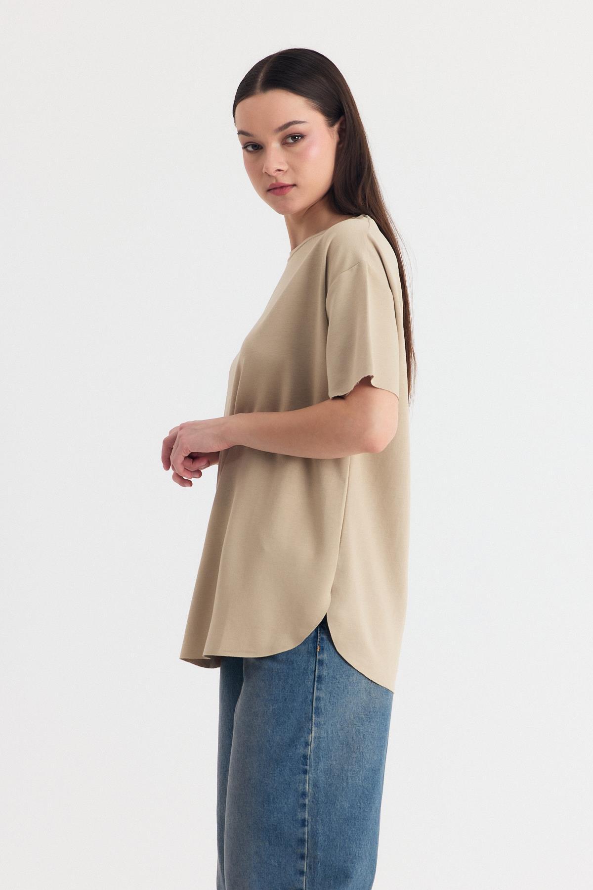 Bej Yumuşak Dokulu Esnek Premium Kumaş Lazer Kesim Oversize Tişört 1868 - 3