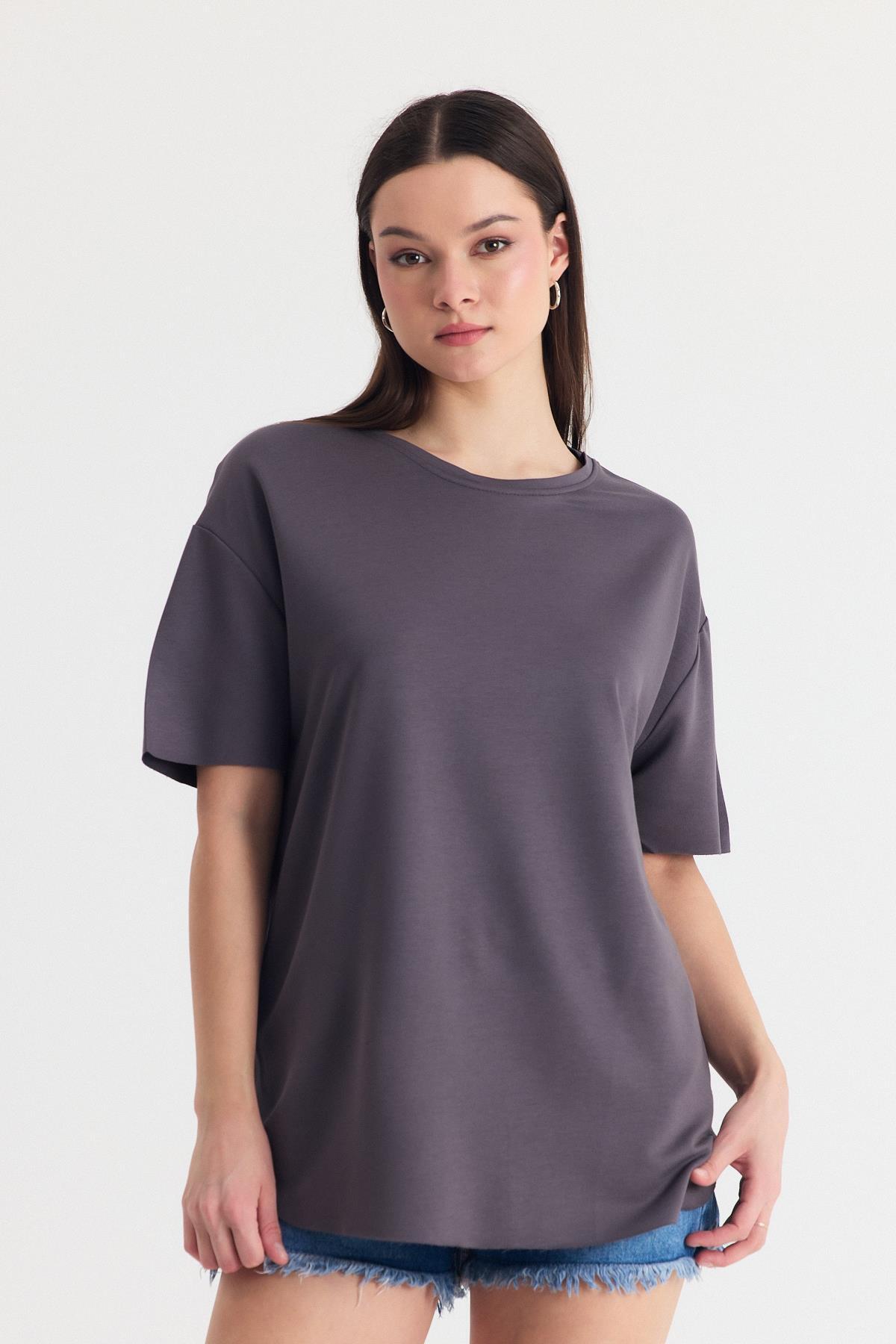 Füme Yumuşak Dokulu Esnek Premium Kumaş Lazer Kesim Oversize Tişört 1868 