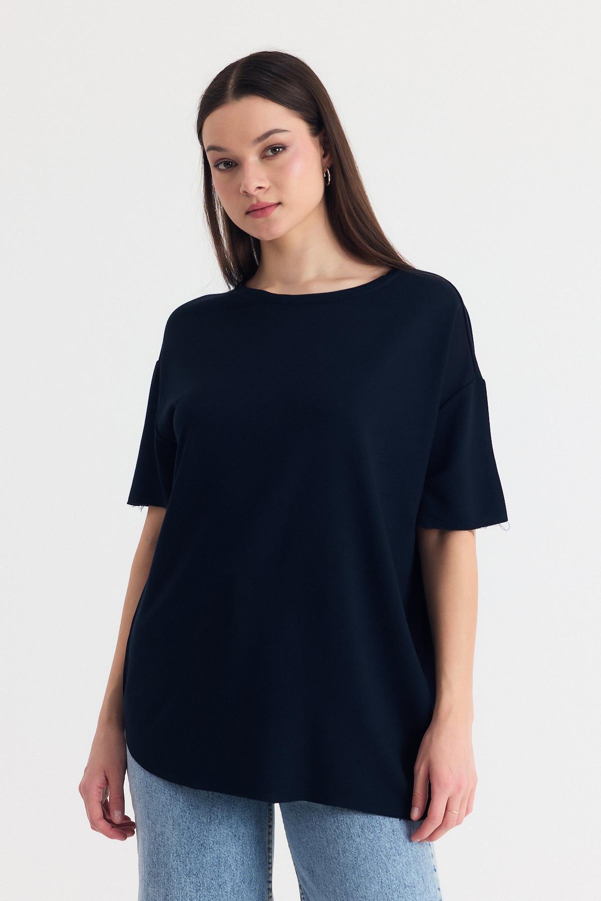 Siyah Yumuşak Dokulu Esnek Premium Kumaş Lazer Kesim Oversize Tişört 1868 - 1