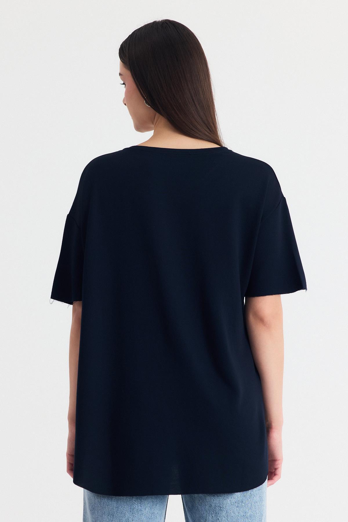 Siyah Yumuşak Dokulu Esnek Premium Kumaş Lazer Kesim Oversize Tişört 1868 - 5