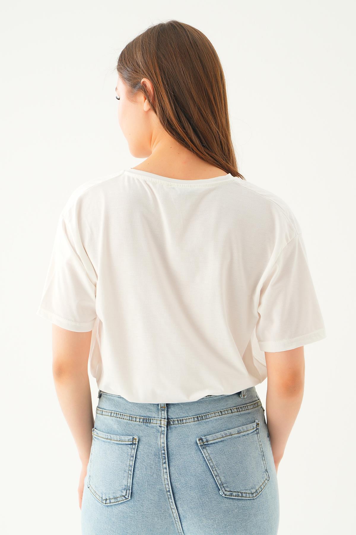 Beyaz Göz Nakış Detay Tişört 1885 - 4