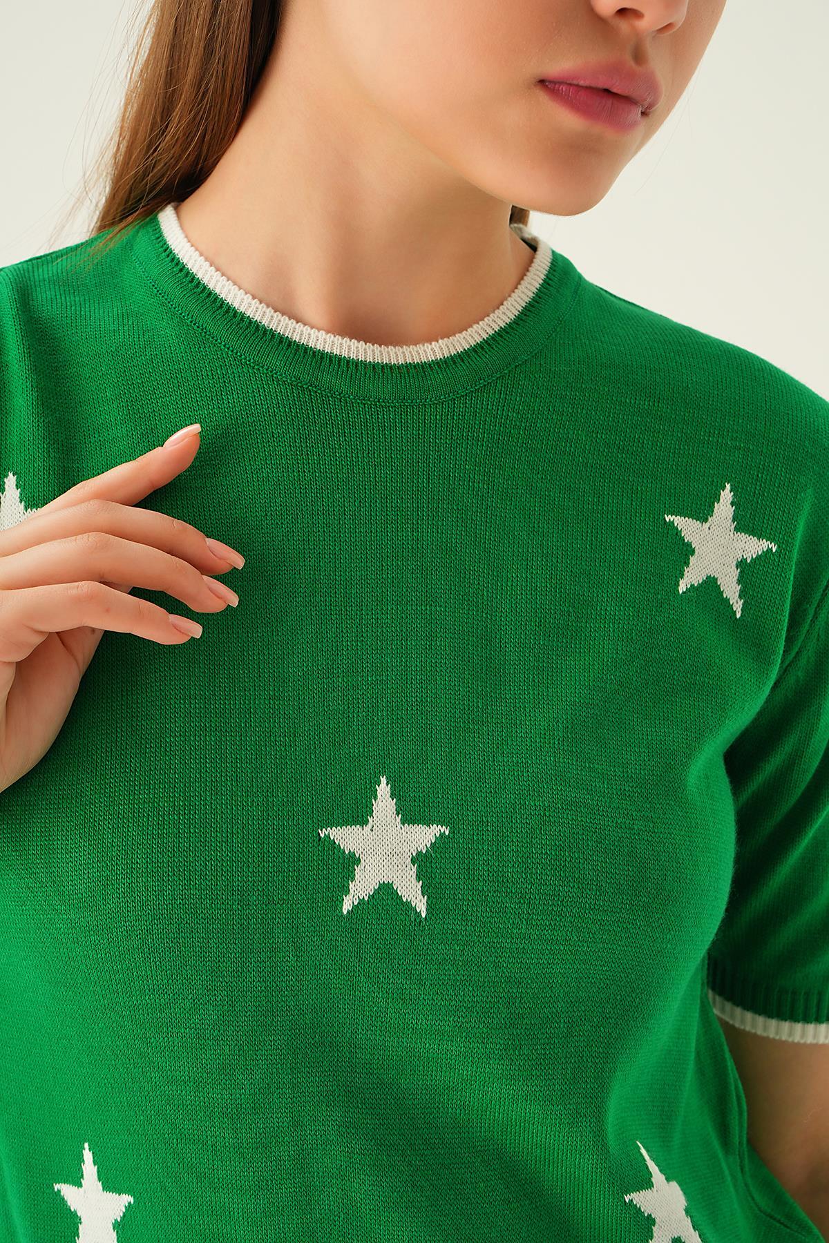 Benetton Yeşili Yıldız Detay Tişört 1901 - 6