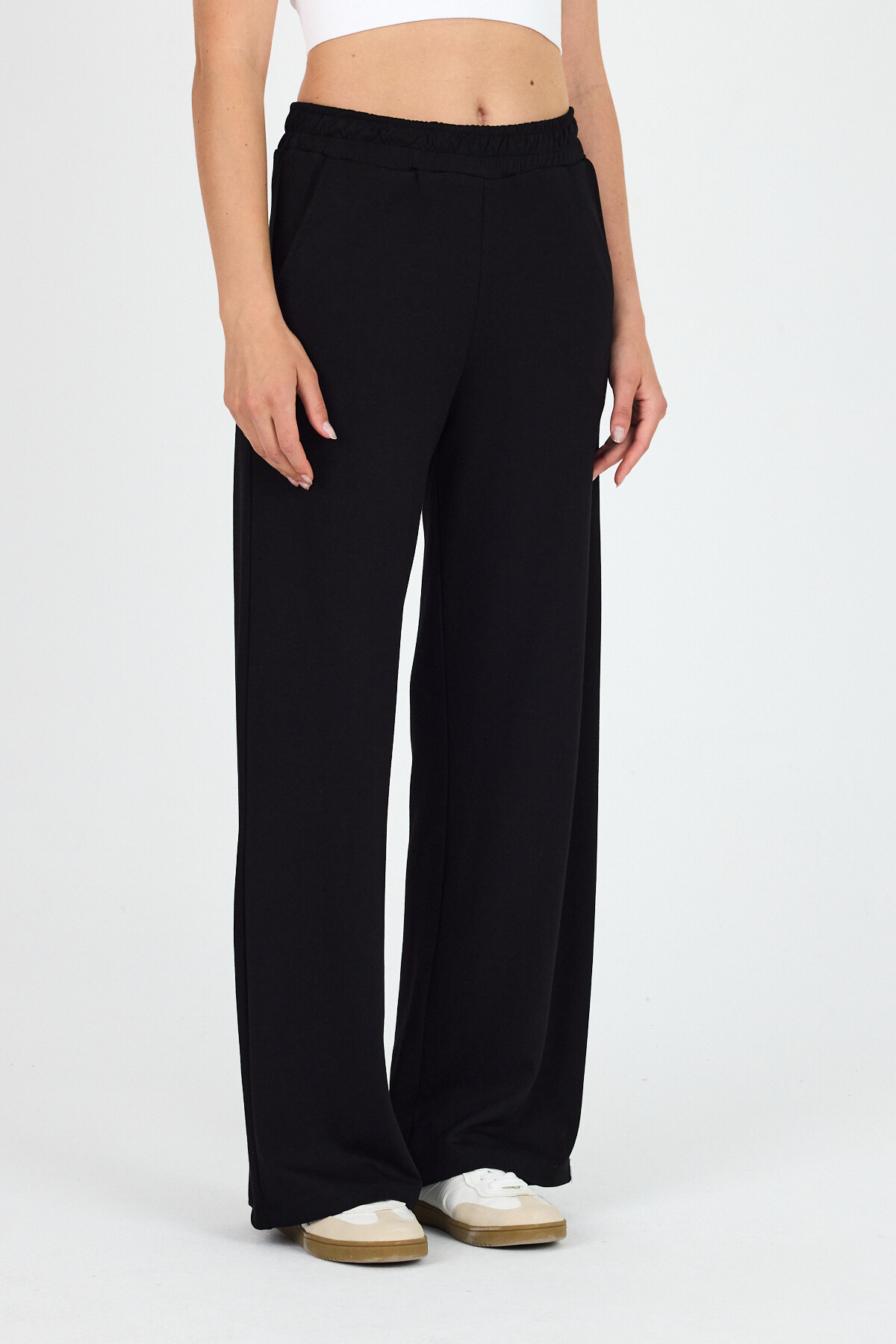 Siyah Bel Lastik Geniş Paça Eşofman 2001 - 3