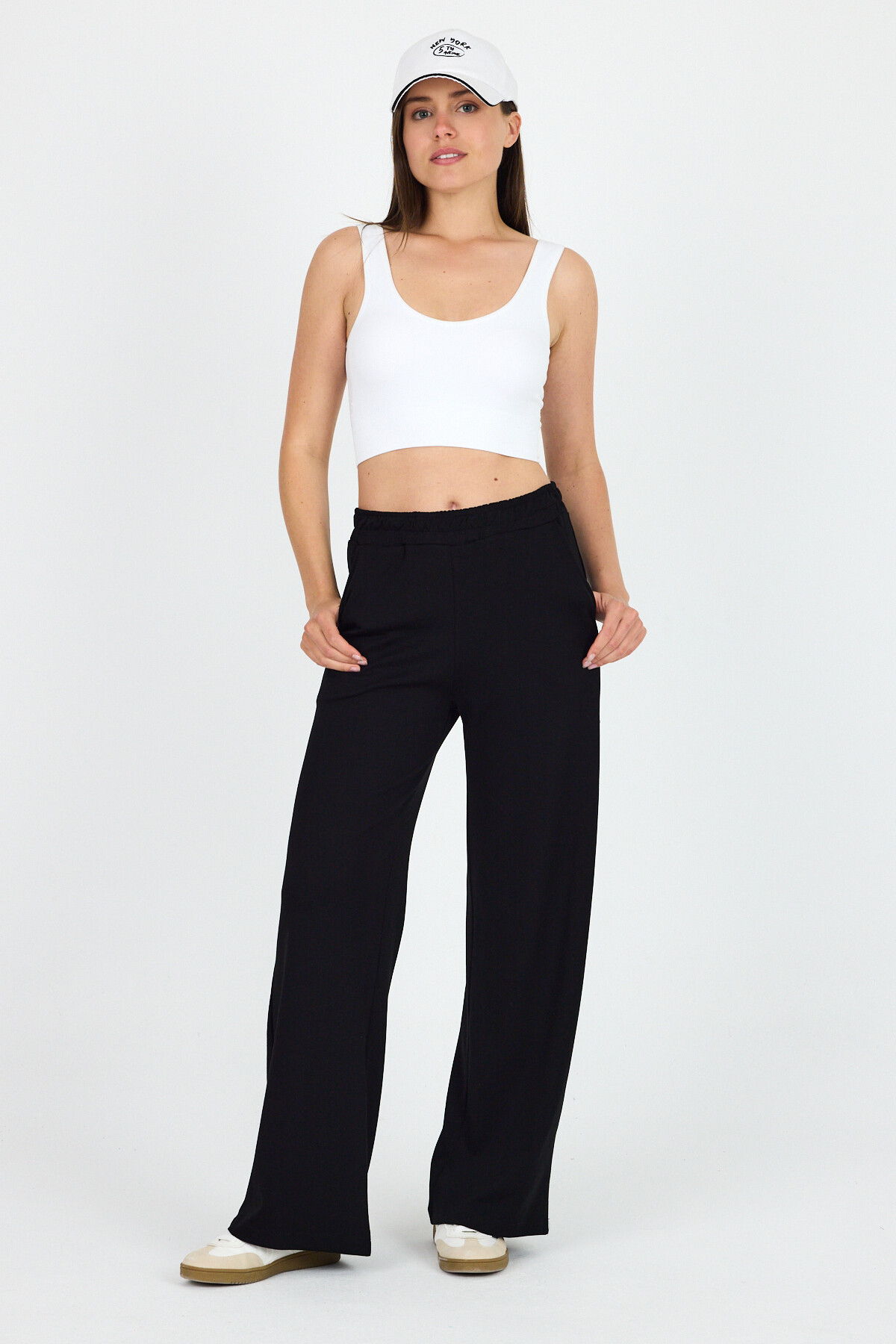 Siyah Bel Lastik Geniş Paça Eşofman 2001 - 2